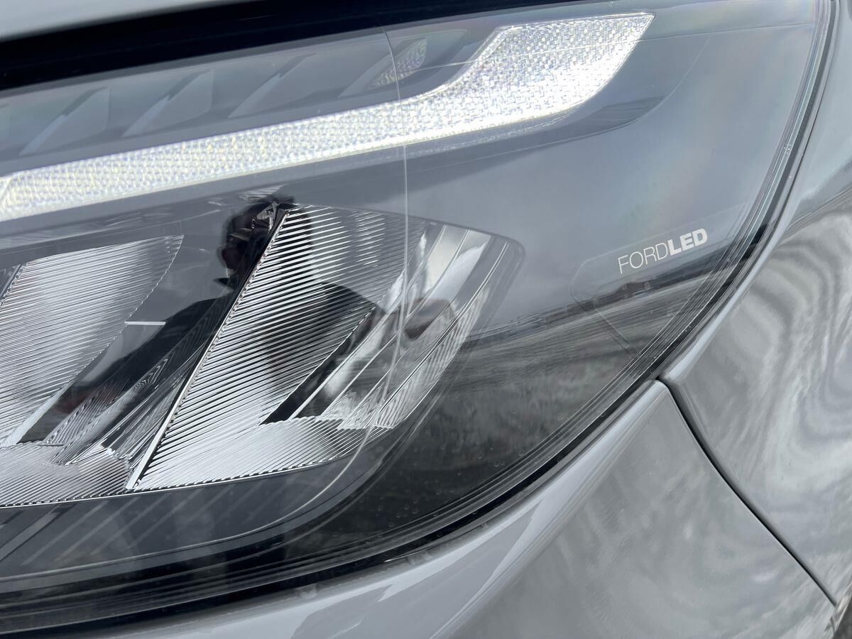 Billede af Ford E-Transit Custom 340 L2H1 EL Limited 218HK Van Aut.