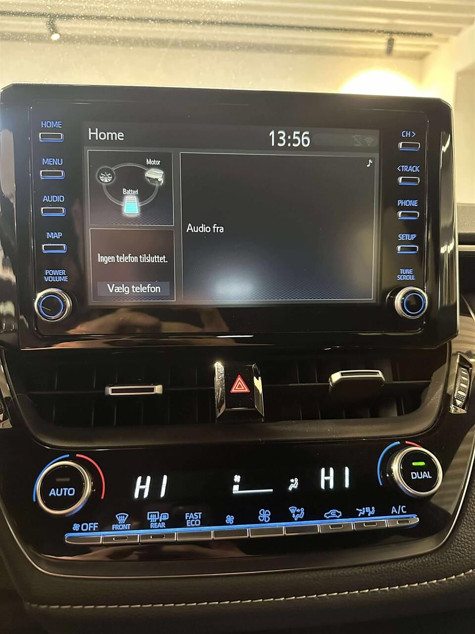 Billede af Suzuki Swace 1,8 Hybrid Active E-CVT 122HK Stc Trinl. Gear