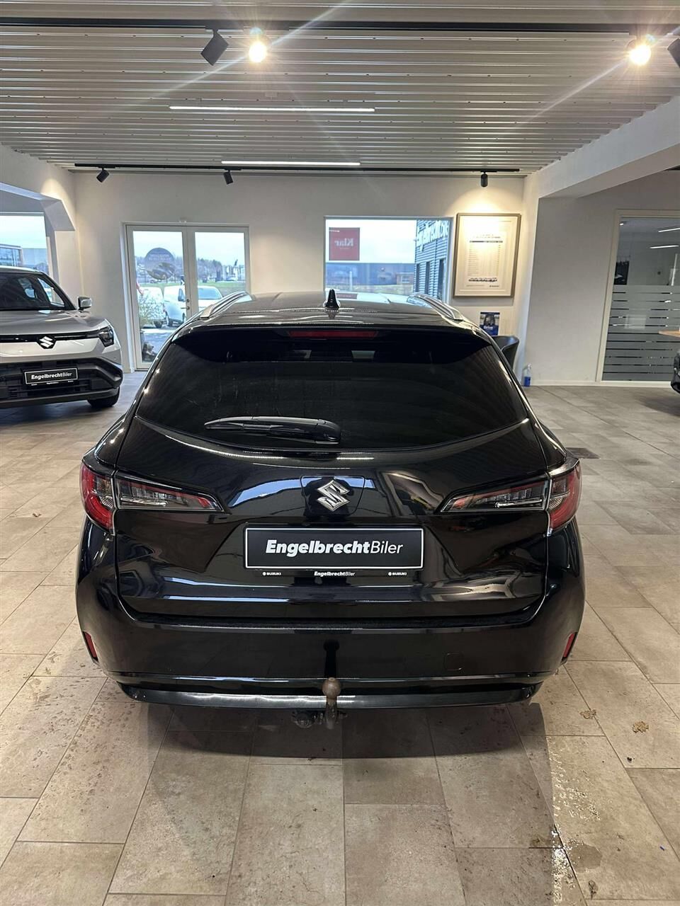 Billede af Suzuki Swace 1,8 Hybrid Active E-CVT 122HK Stc Trinl. Gear