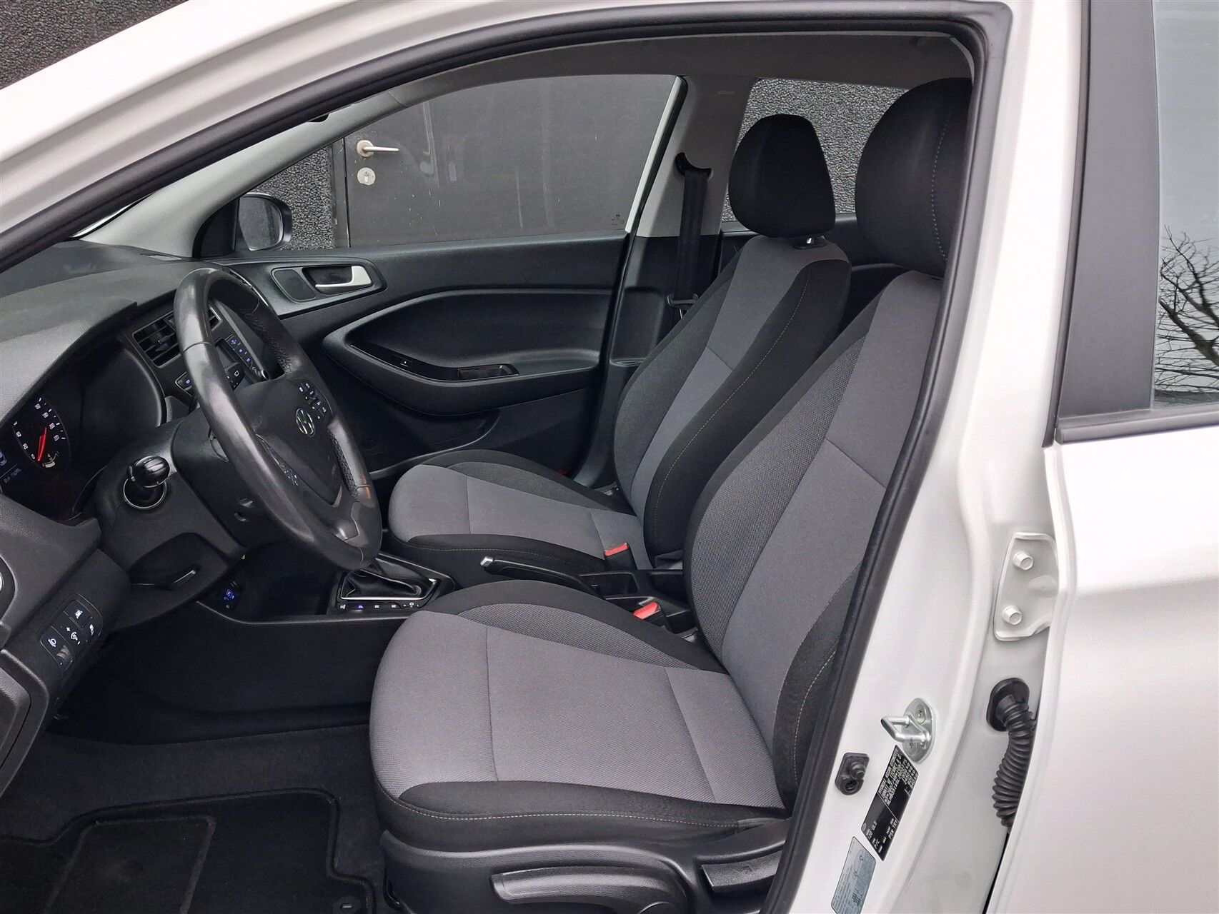 Billede af Hyundai i20 1,0 T-GDI Trend DCT 100HK 5d 7g Aut.