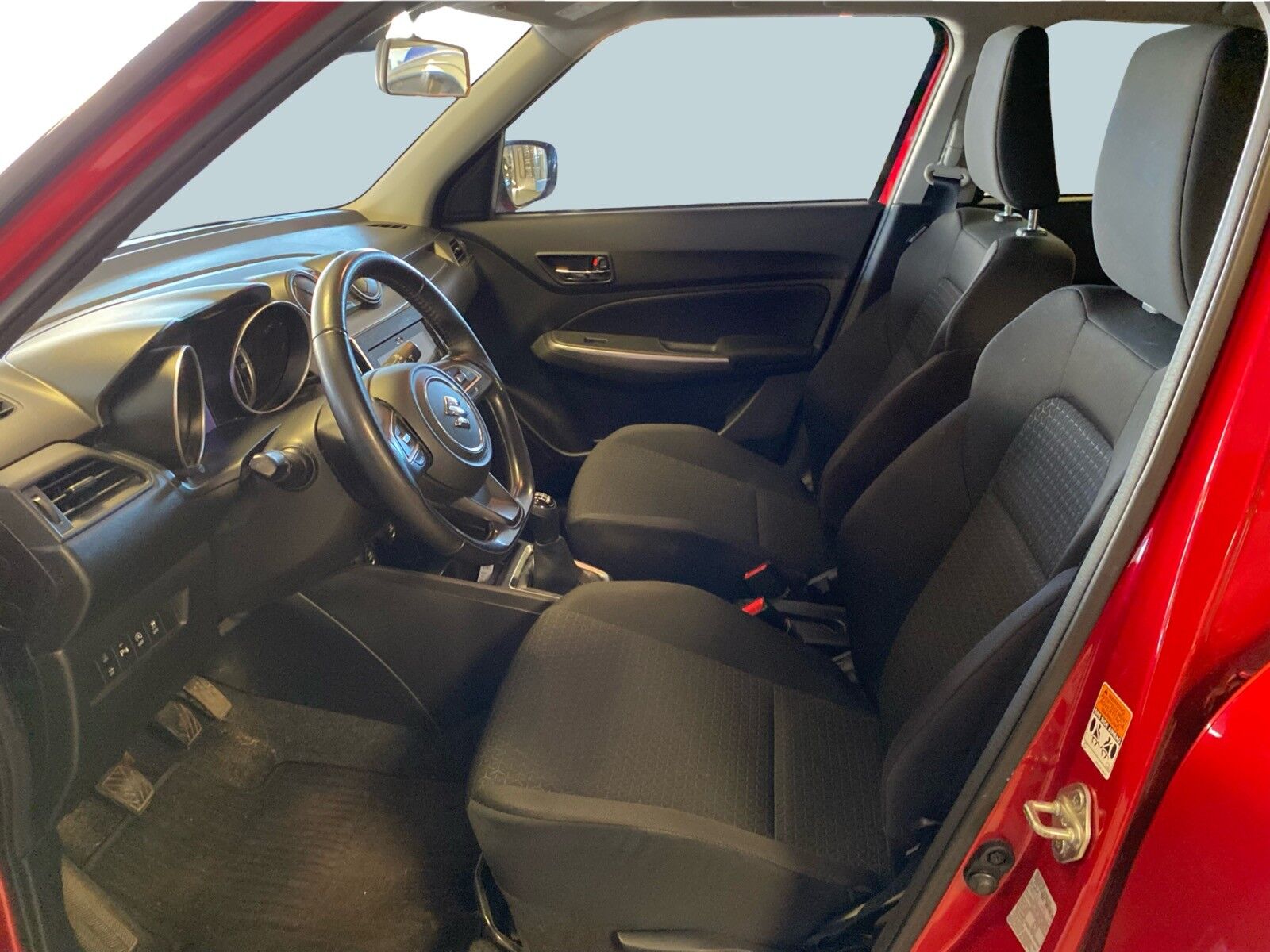 Billede af Suzuki Swift 1,2 Dualjet  Mild hybrid Exclusive AEB SKY 83HK 5d