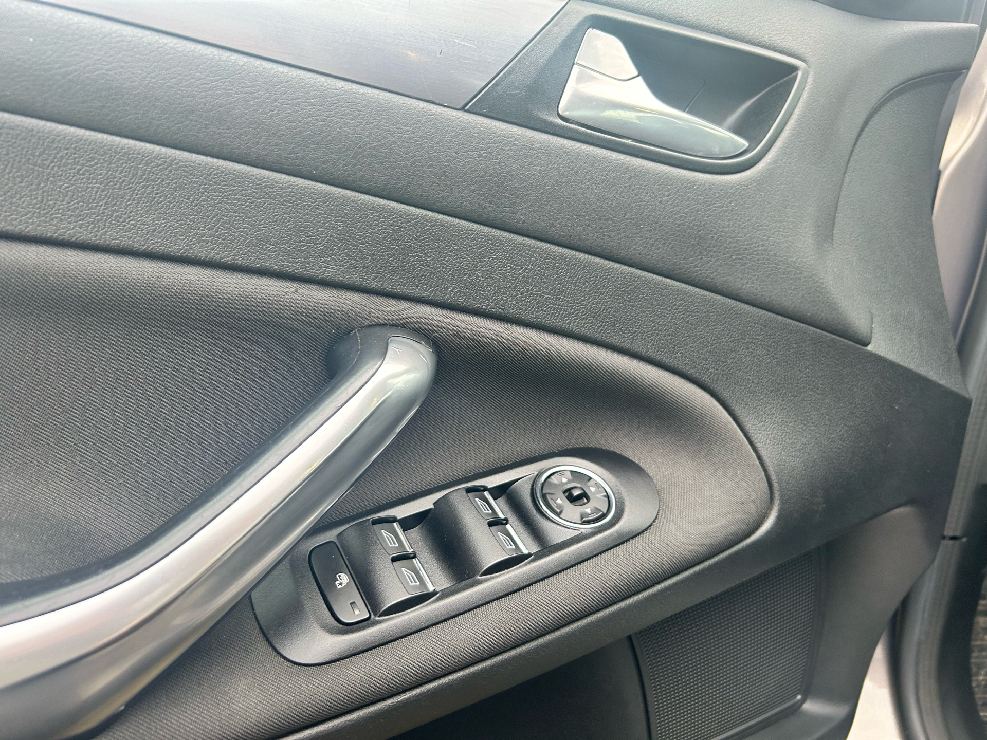 Billede af Ford Mondeo 2,2 TDCi DPF Titanium 200HK Stc 6g Aut.