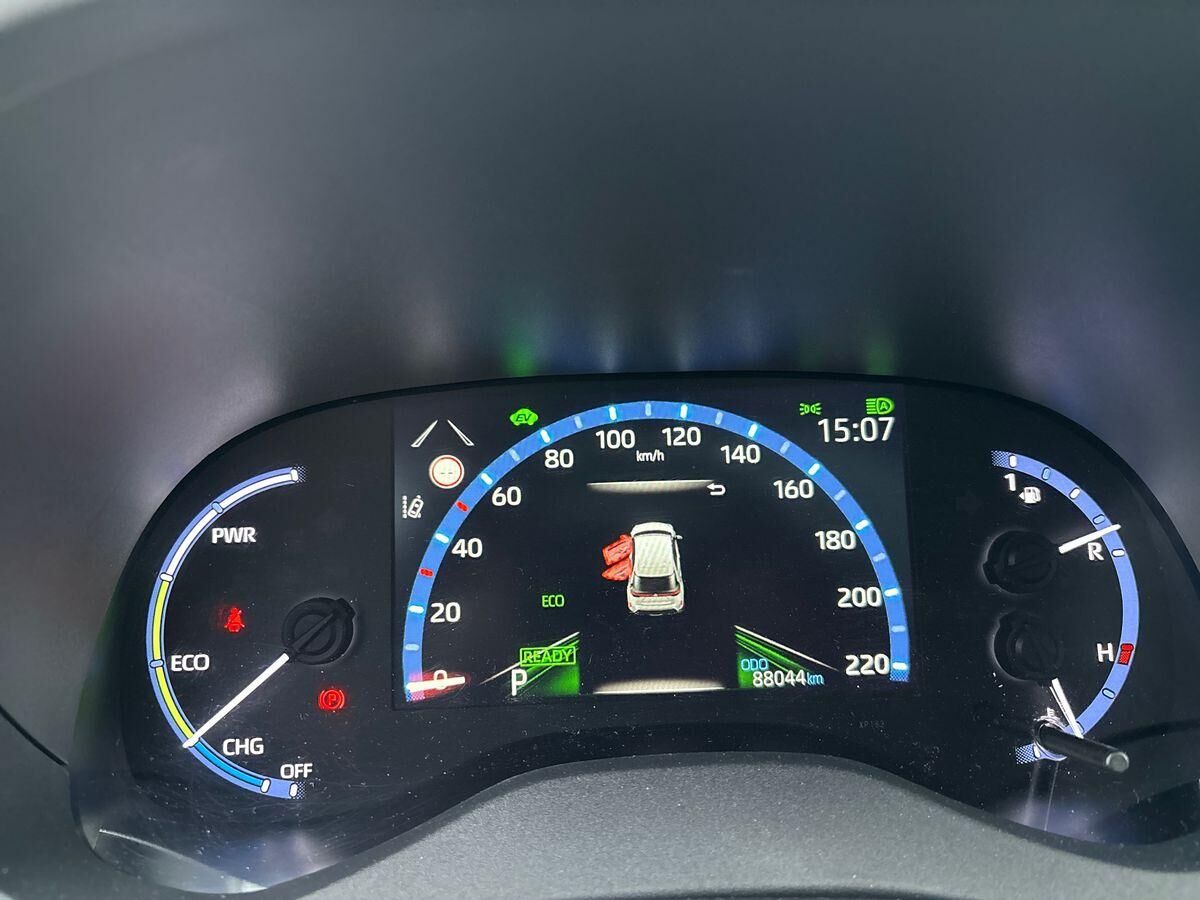 Billede af Toyota Yaris Cross 1,5 Hybrid Style Bi-tone Technology Plus 116HK 5d Trinl. Gear