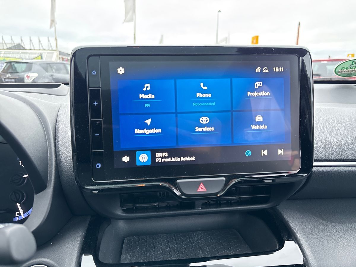 Billede af Toyota Yaris Cross 1,5 Hybrid Style Bi-tone Technology Plus 116HK 5d Trinl. Gear