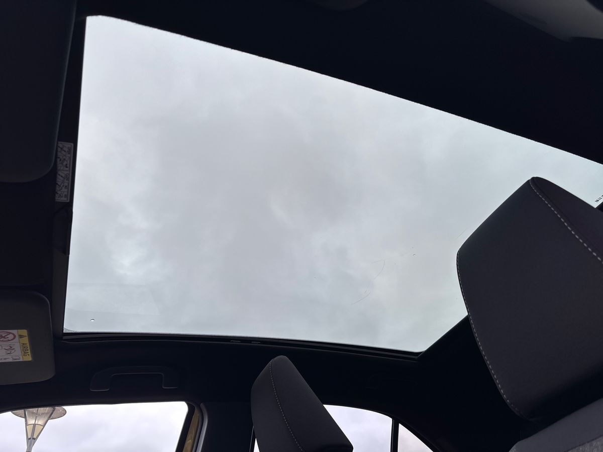 Billede af Toyota Yaris Cross 1,5 Hybrid Style Bi-tone Technology Plus 116HK 5d Trinl. Gear