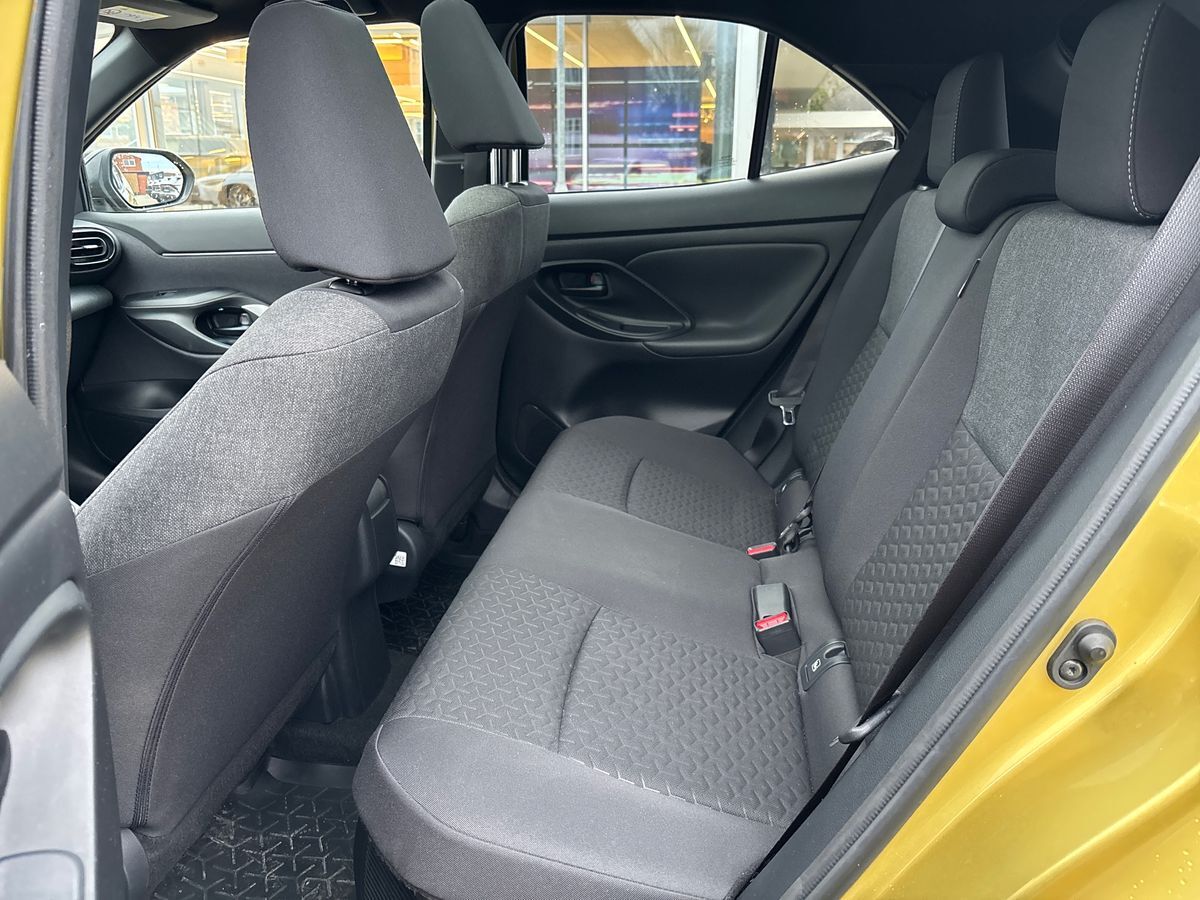 Billede af Toyota Yaris Cross 1,5 Hybrid Style Bi-tone Technology Plus 116HK 5d Trinl. Gear