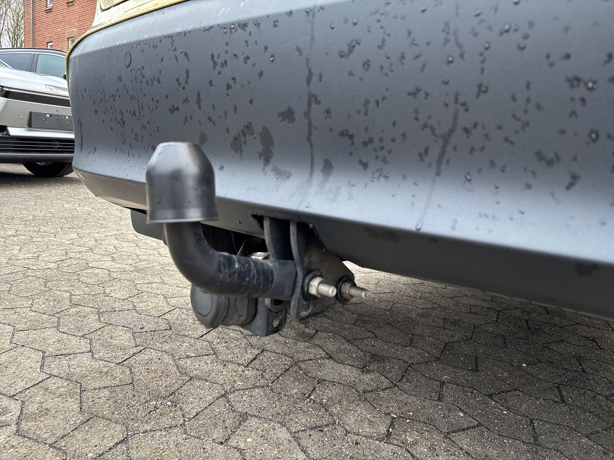 Billede af Toyota Yaris Cross 1,5 Hybrid Style Bi-tone Technology Plus 116HK 5d Trinl. Gear