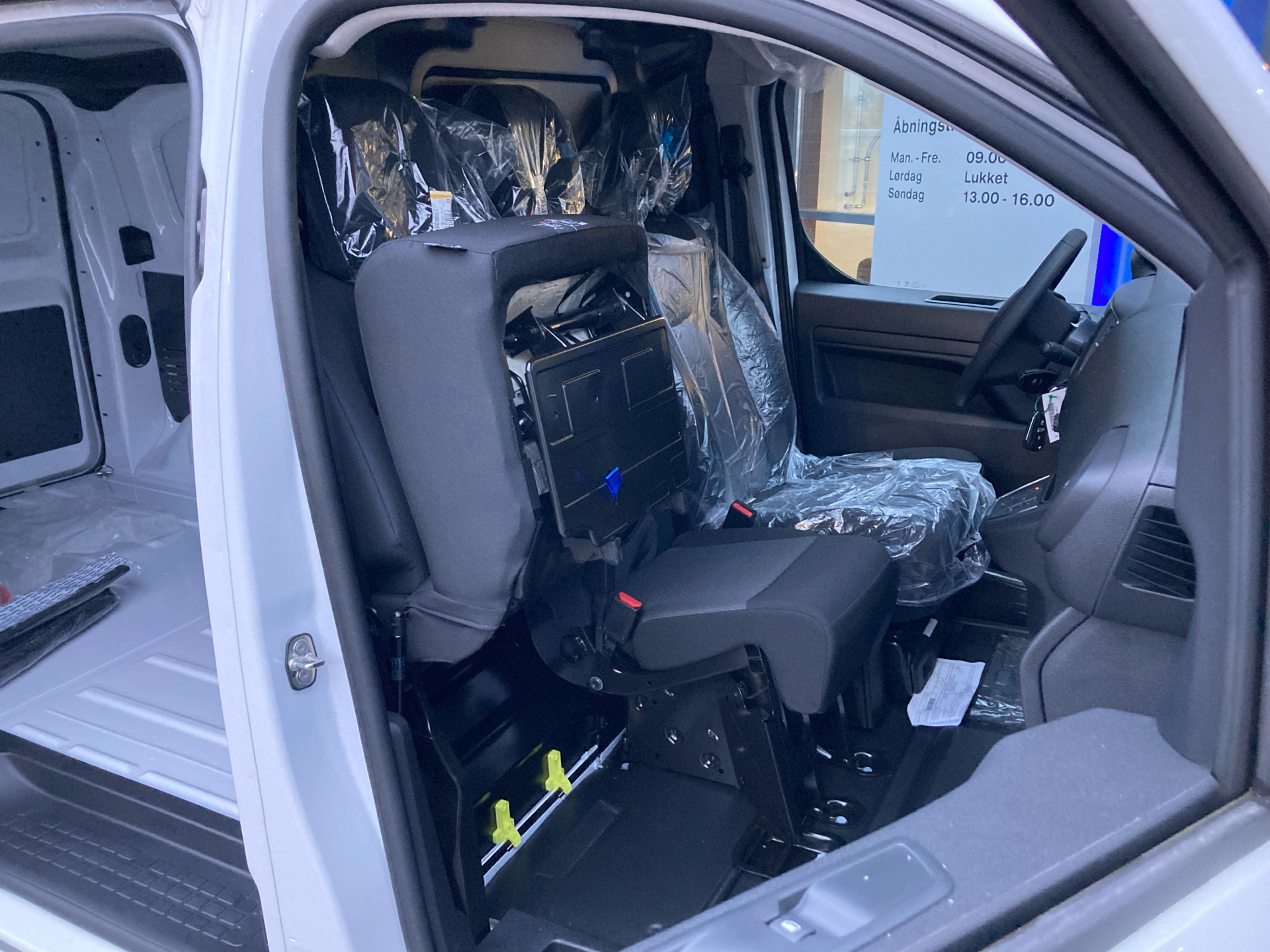 Billede af Citroën e-Jumpy L2 EL Baseline 136HK Van Aut.