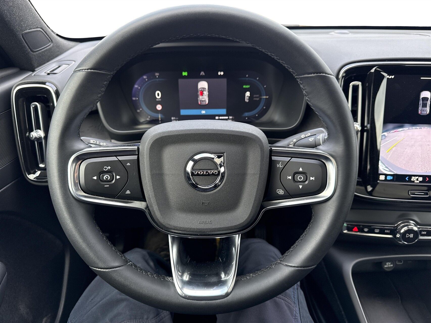 Billede af Volvo C40 P6 Recharge Core 231HK 4d Aut.