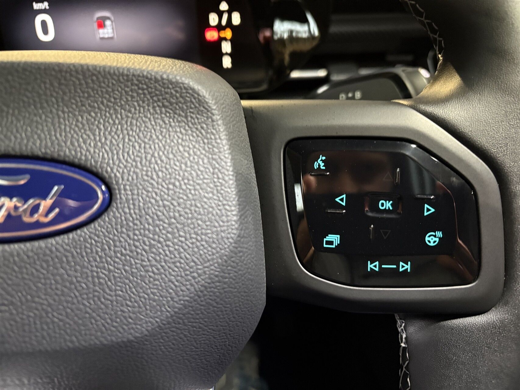 Billede af Ford Explorer EL UR Premium AWD 340HK 5d Aut.