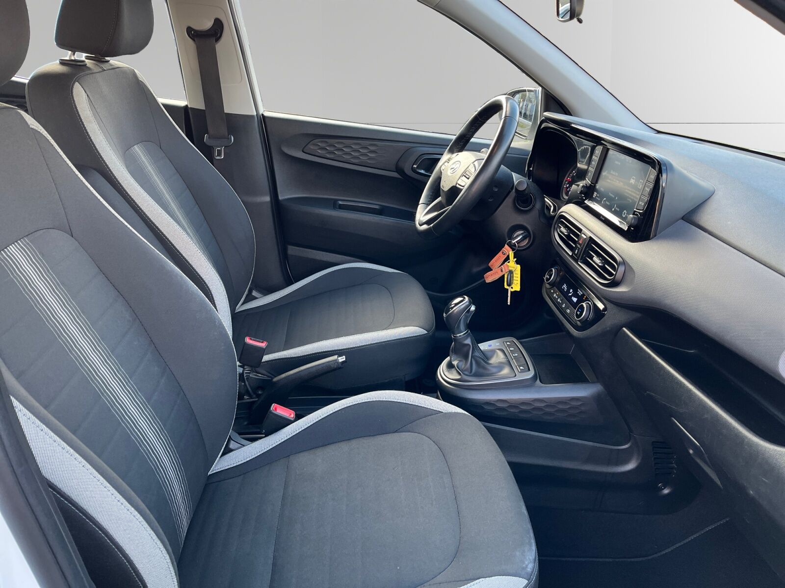 Billede af Hyundai i10 1,0 Advanced AMT 67HK 5d Aut.