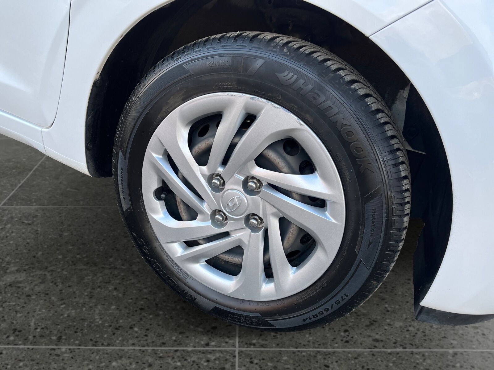 Billede af Hyundai i10 1,0 Advanced AMT 67HK 5d Aut.