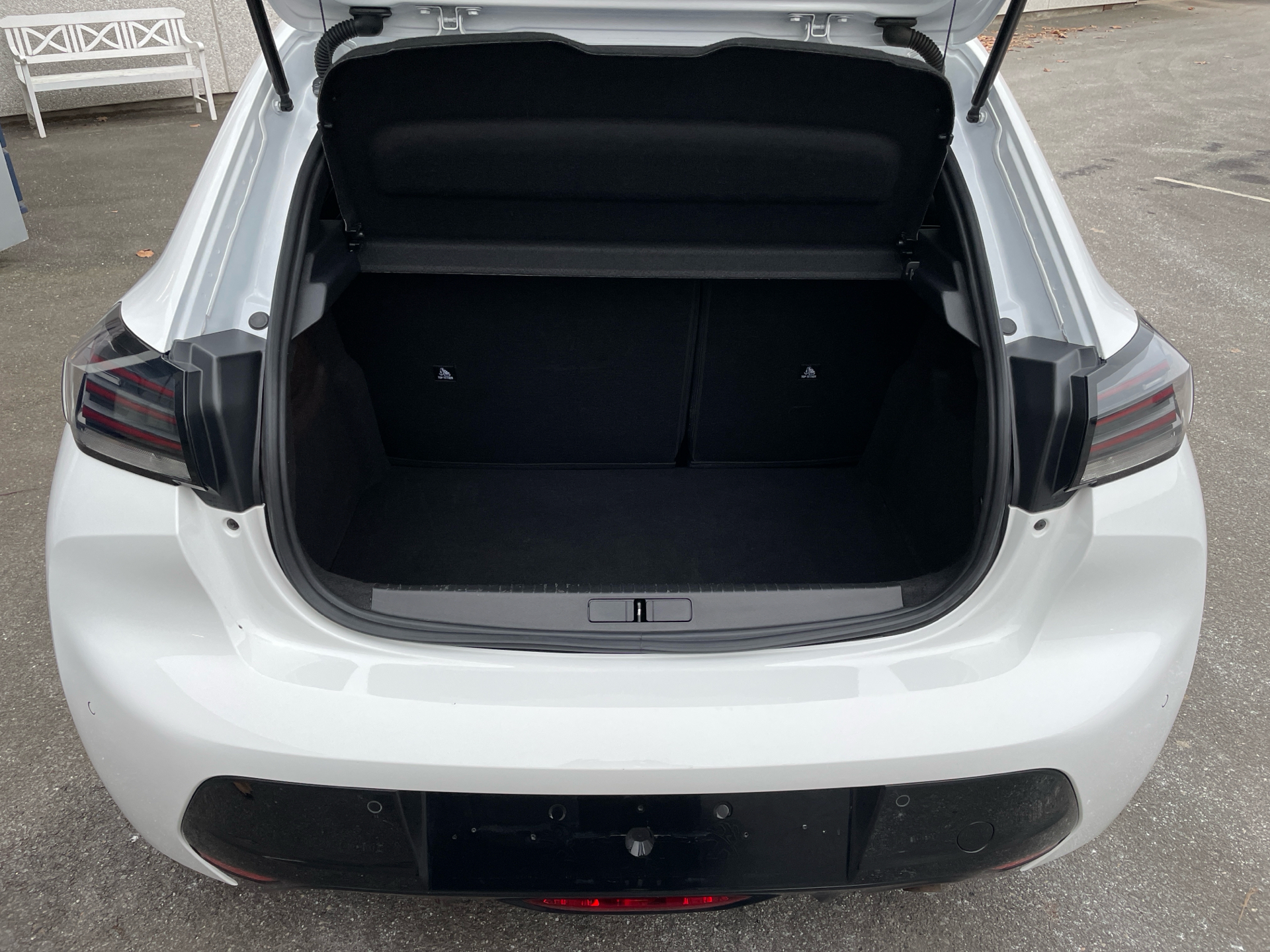 Billede af Peugeot 208 1,2 PureTech Allure+ 100HK 5d 6g