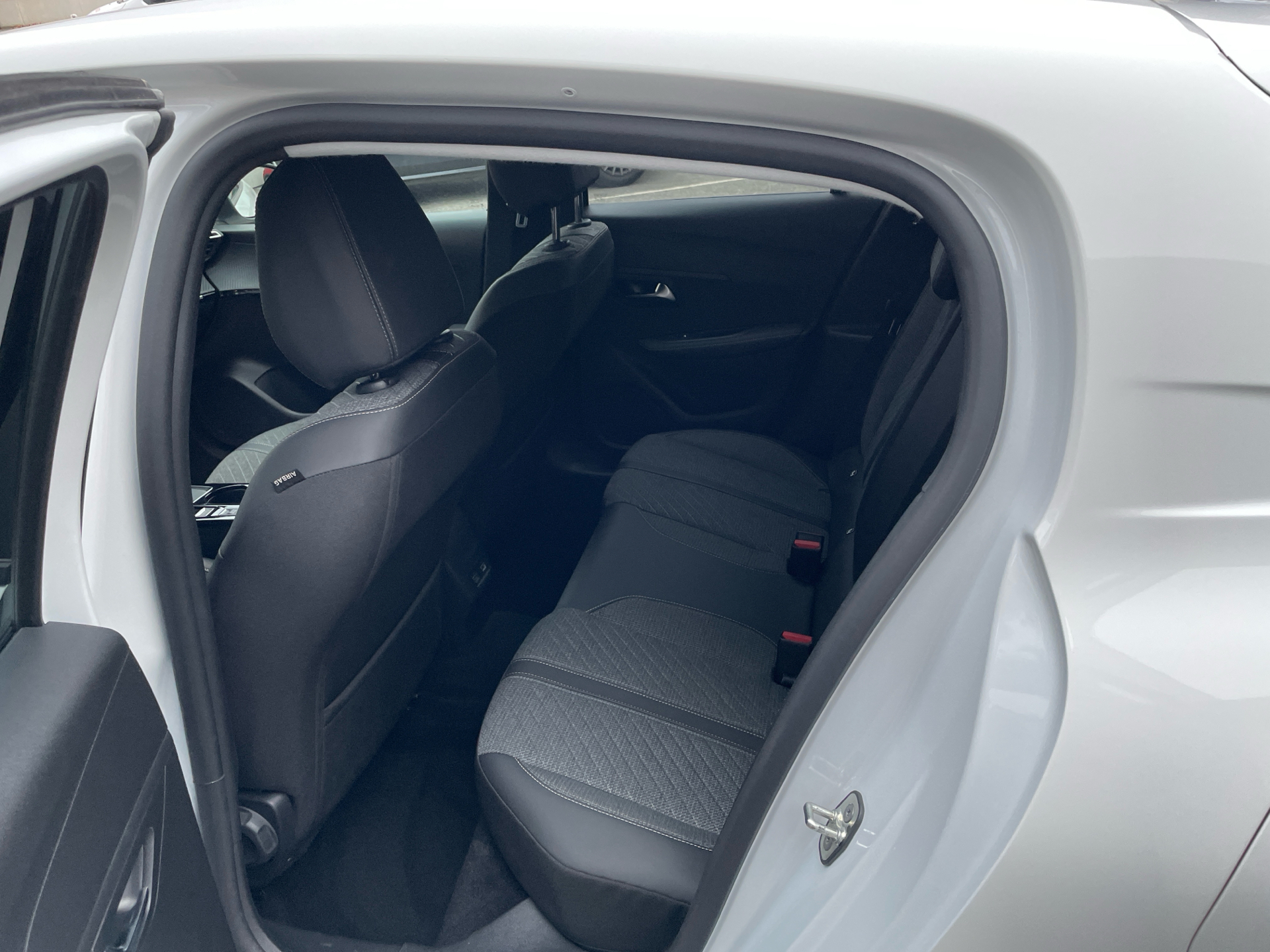 Billede af Peugeot 208 1,2 PureTech Allure+ 100HK 5d 6g