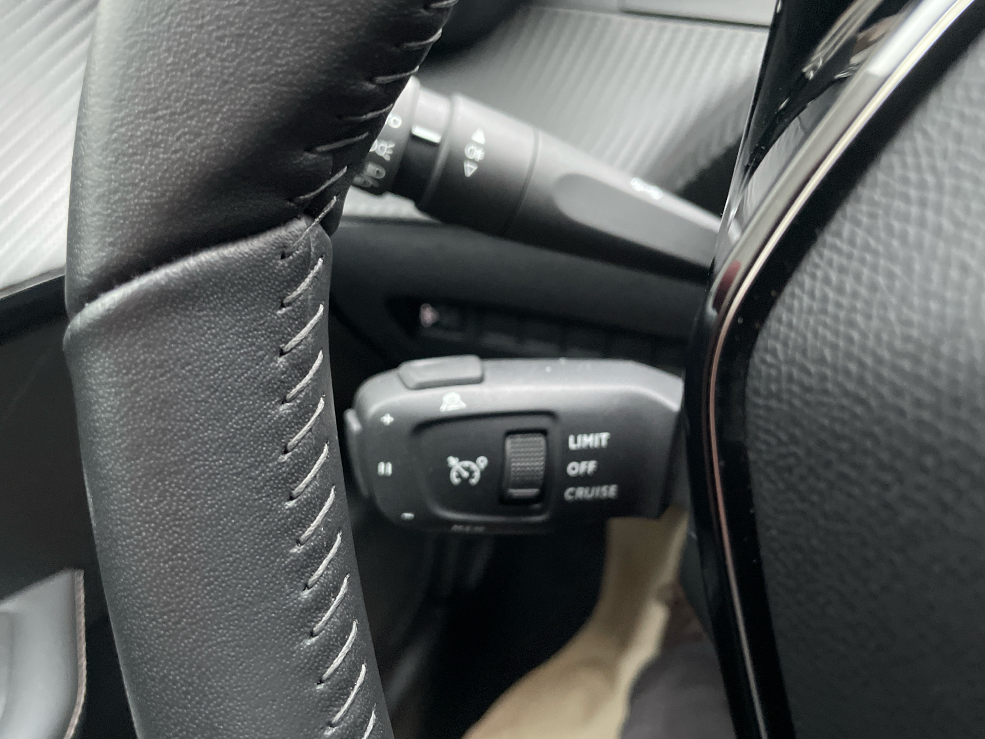 Billede af Peugeot 208 1,2 PureTech Allure+ 100HK 5d 6g