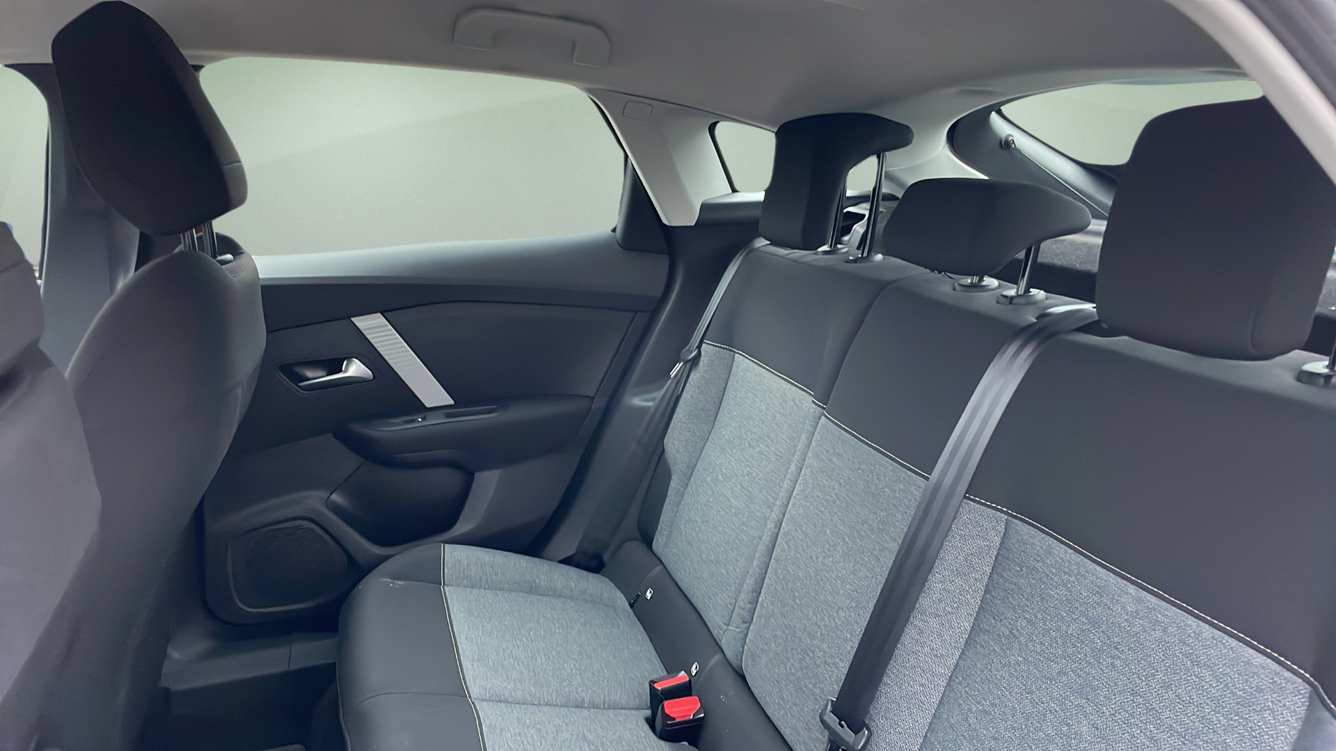 Billede af Citroën C4 1,2 PureTech Iconic EAT8 130HK 5d 8g Aut.