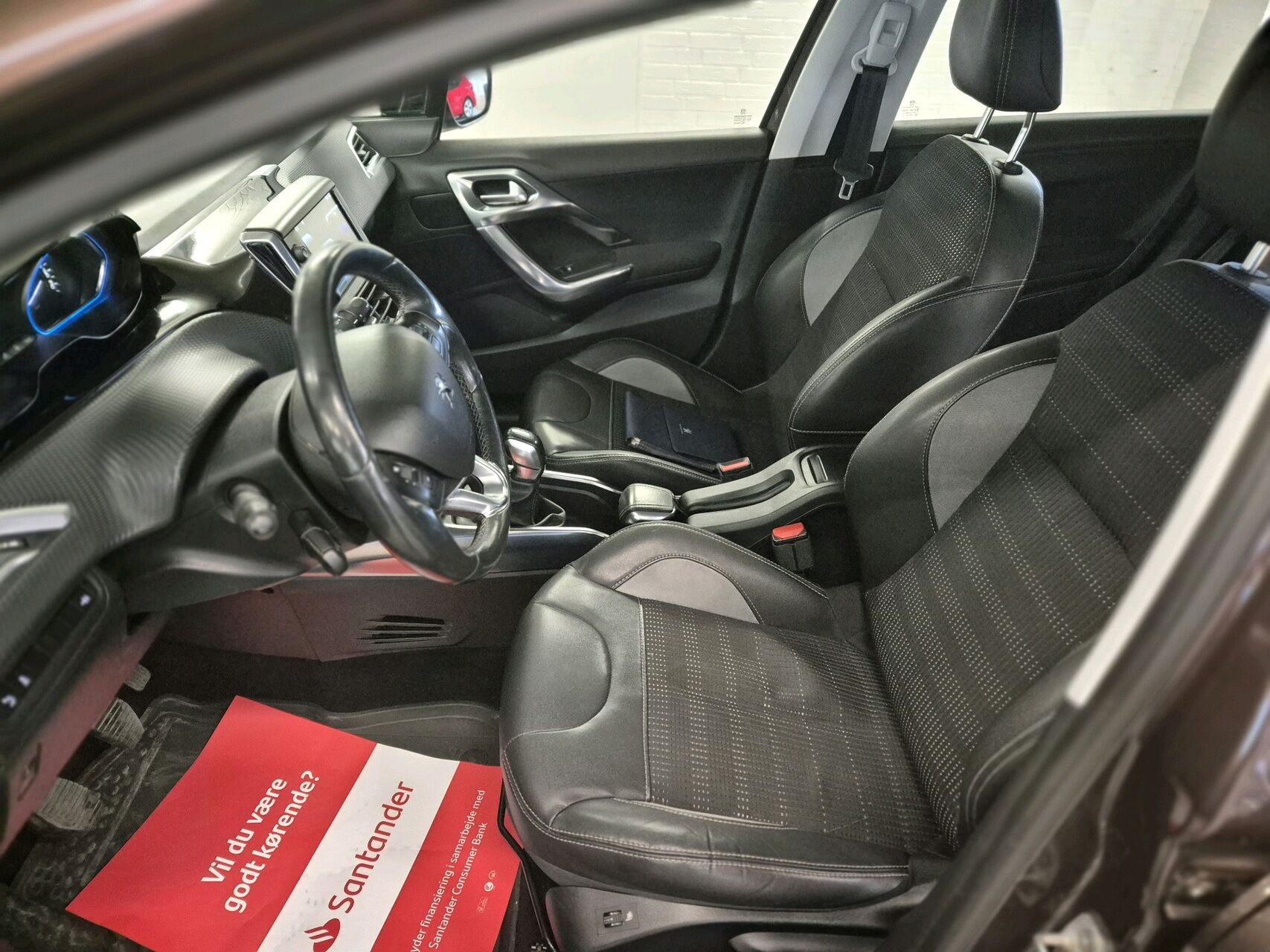 Billede af Peugeot 2008 1,2 VTi Allure 82HK