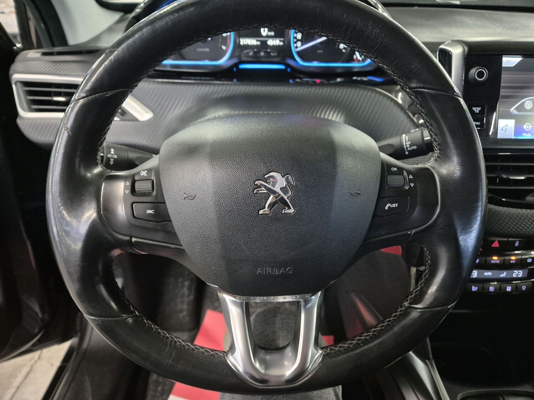 Billede af Peugeot 2008 1,2 VTi Allure 82HK