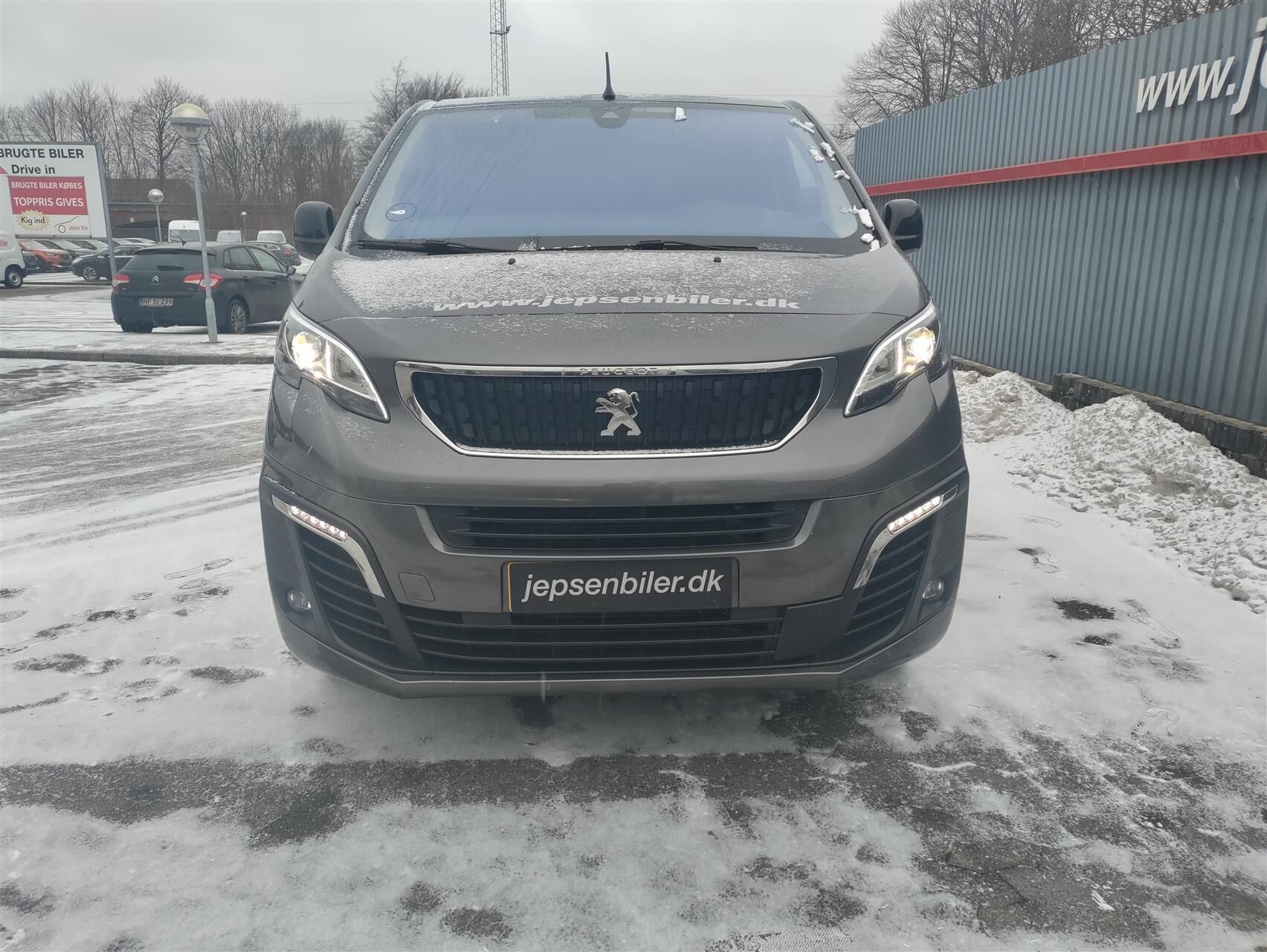 Billede af Peugeot Expert L2 2,0 BlueHDi Premium EAT8 144HK Van 8g Aut.