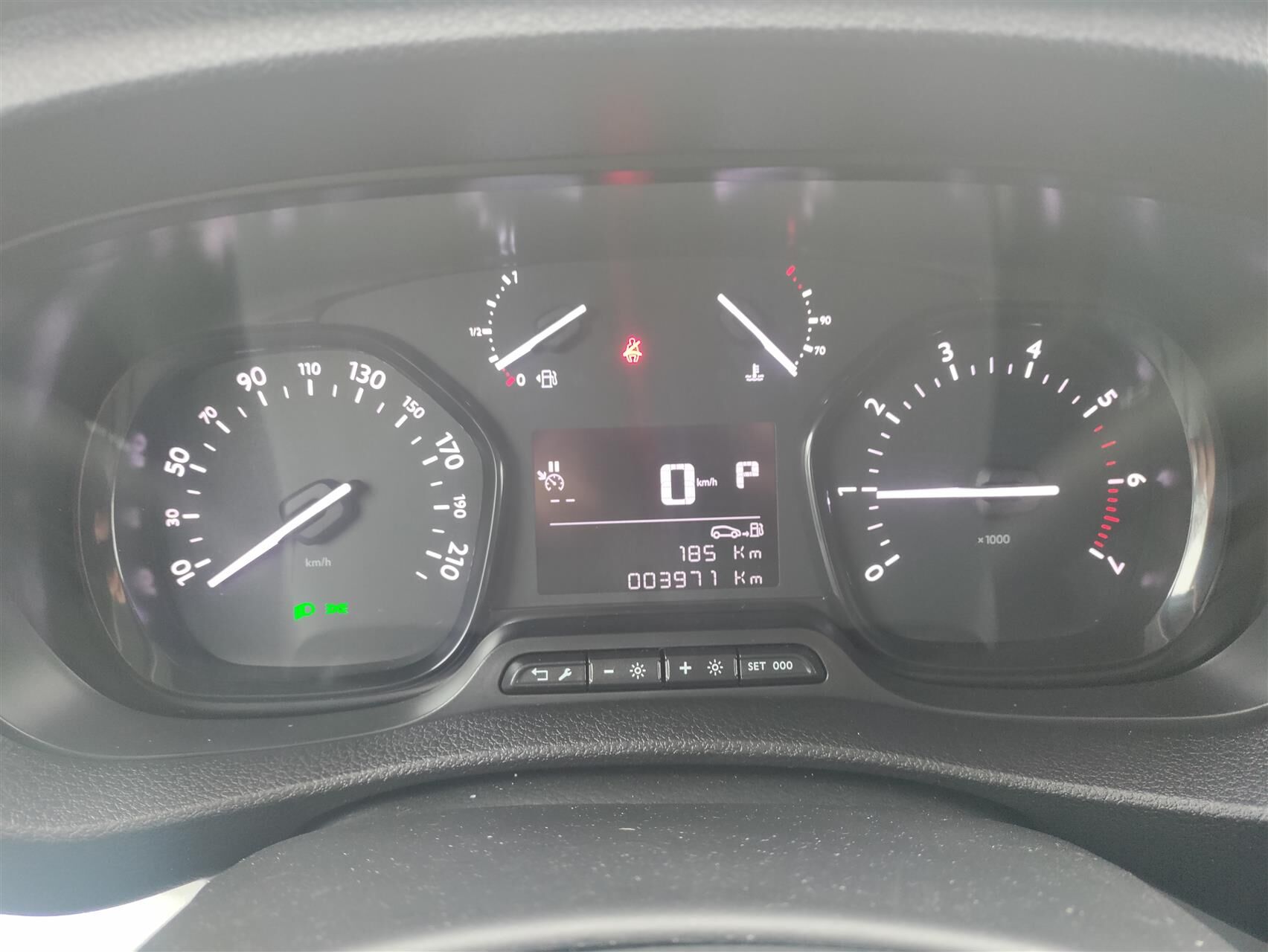 Billede af Peugeot Expert L2 2,0 BlueHDi Premium EAT8 144HK Van 8g Aut.