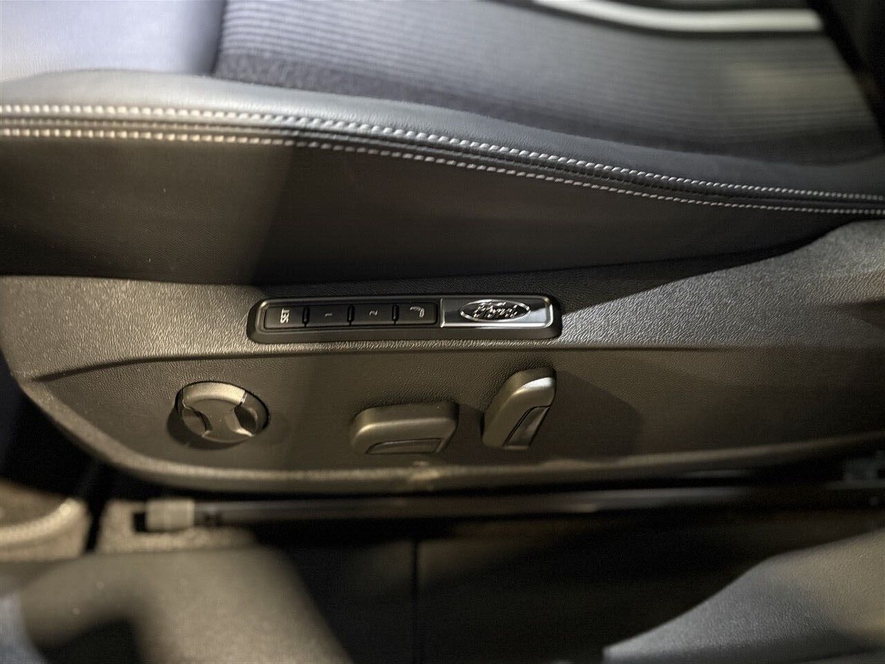 Billede af Ford Capri EL UR Select AWD 340HK 5d Aut.