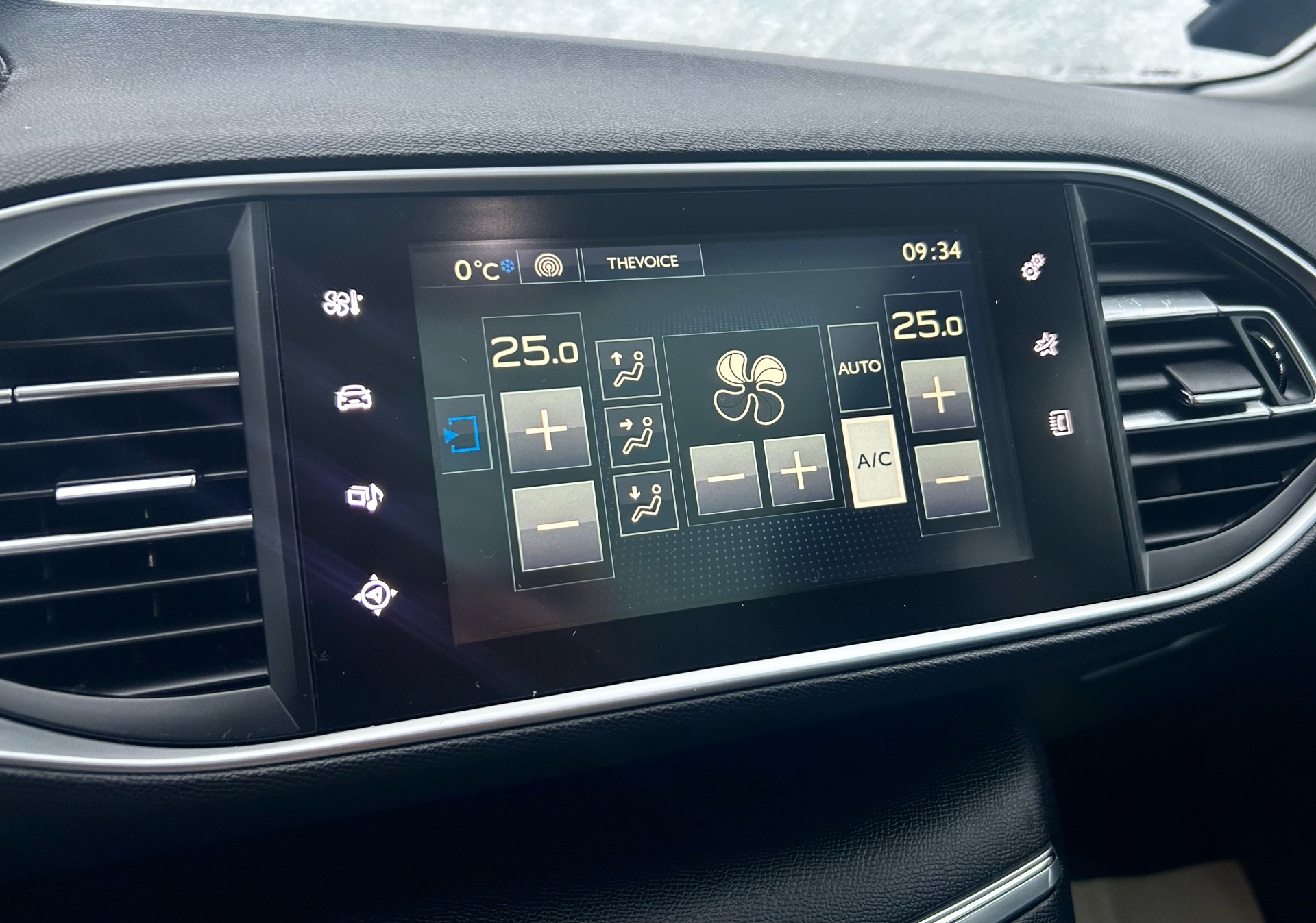 Billede af Peugeot 308 SW 1,6 BlueHDi Style LTD 120HK Stc