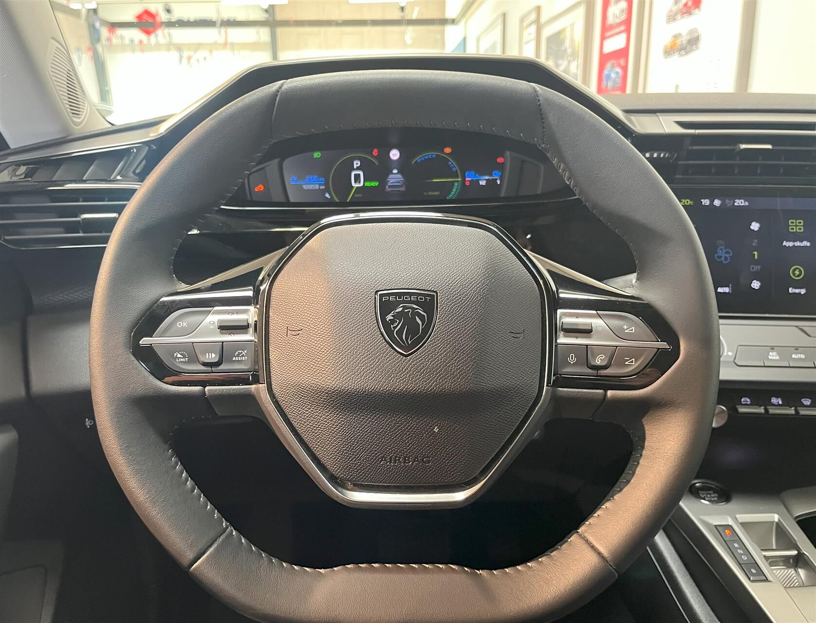 Billede af Peugeot e-308 EL Style 156HK Stc Aut.