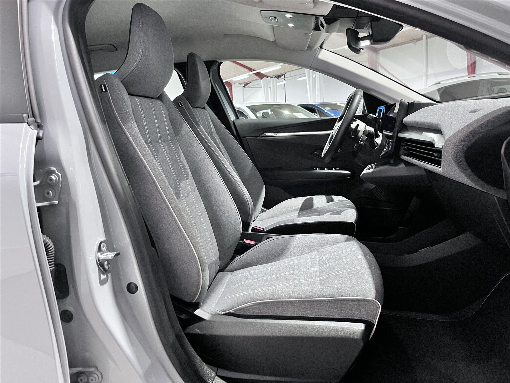 Billede af Renault Mégane E-TECH Equilibre 220HK 5d Aut.