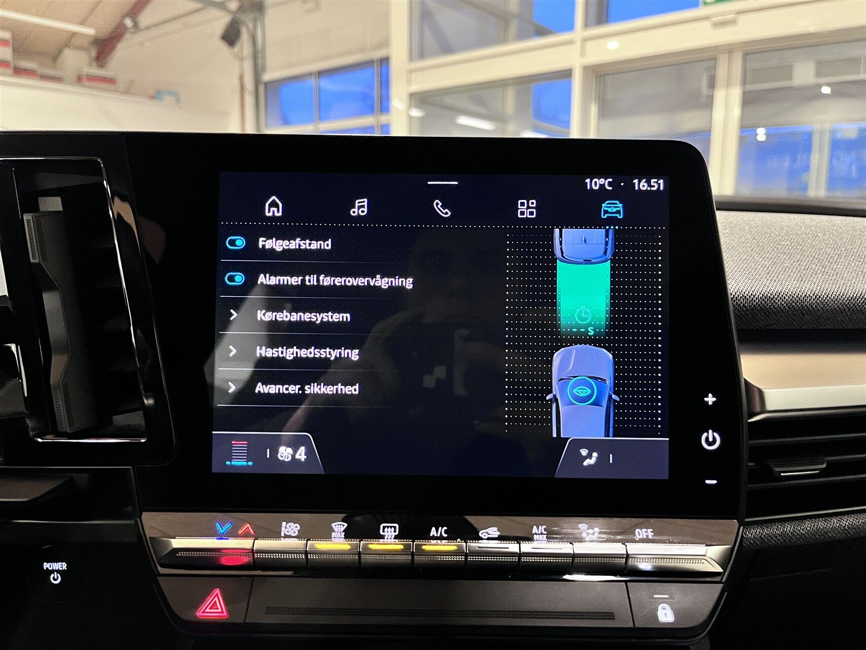 Billede af Renault Mégane E-TECH Equilibre 220HK 5d Aut.