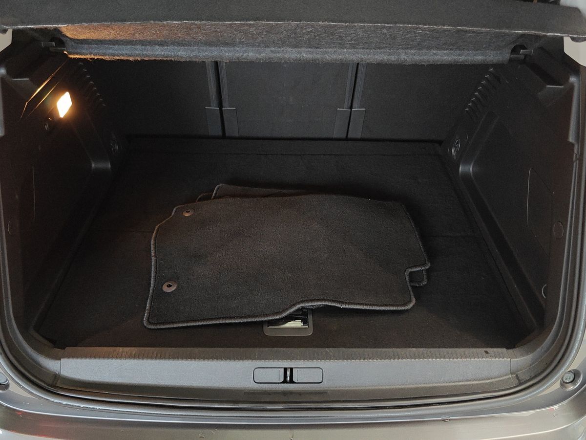 Billede af Citroën C5 Aircross 1,6 Plugin-hybrid Skyline EAT8 225HK 5d 8g Aut.