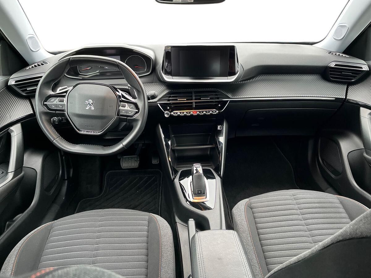 Billede af Peugeot 2008 1,2 PureTech Active Pack EAT8 130HK 5d 8g Aut.