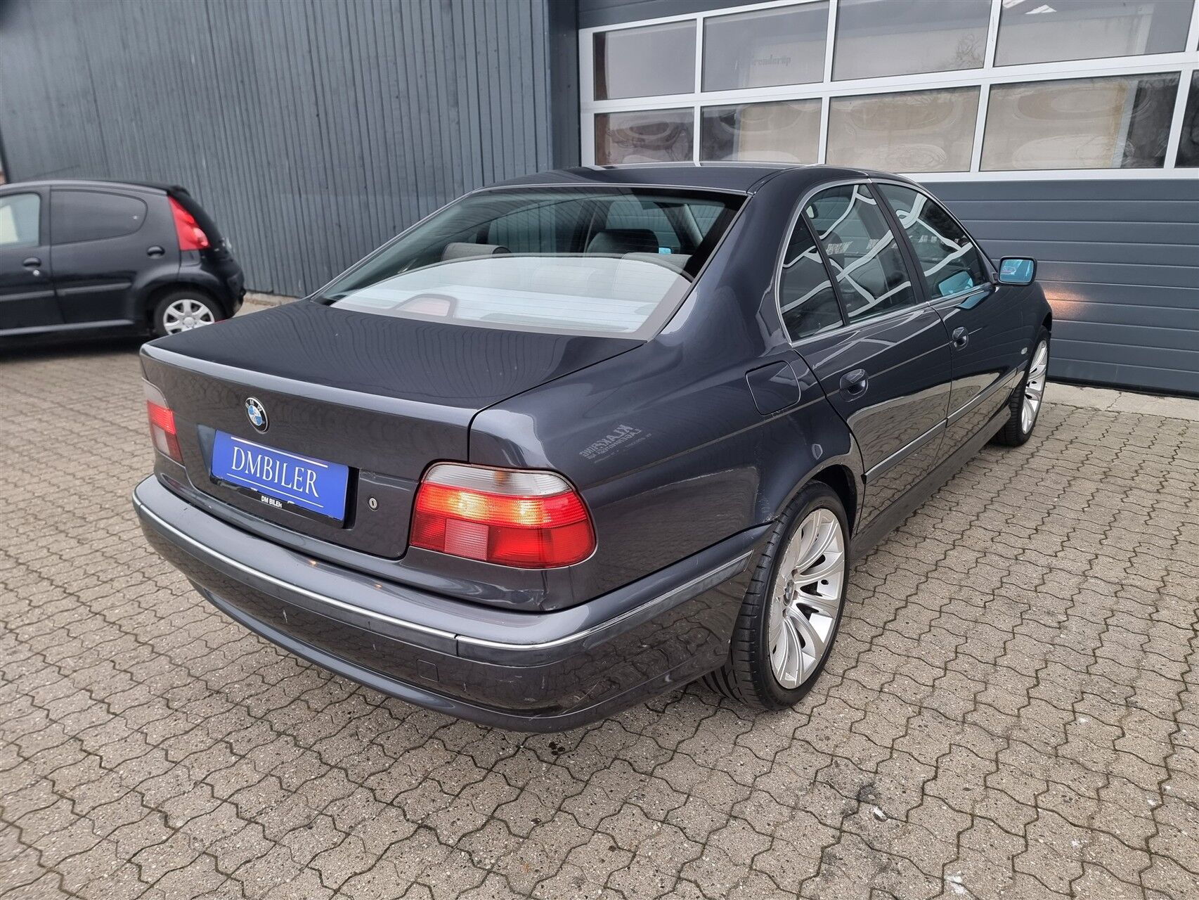 Billede af BMW 520i 2,0 150HK Aut.