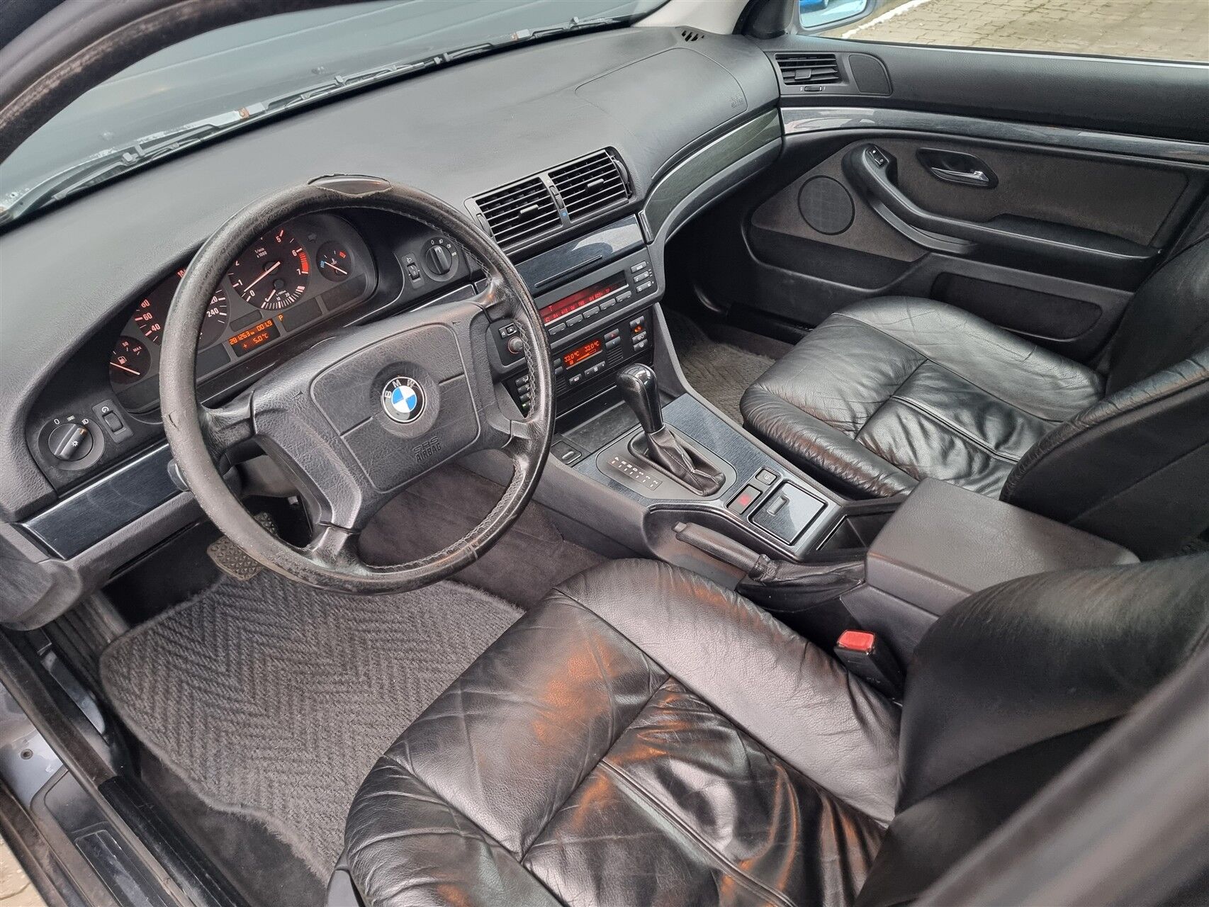 Billede af BMW 520i 2,0 150HK Aut.