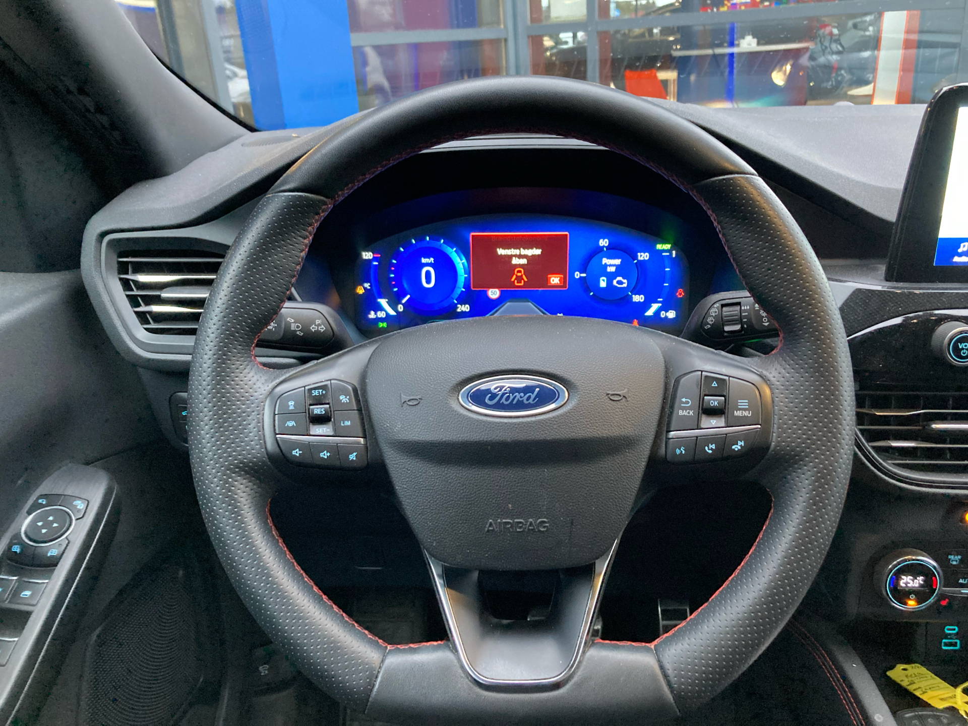 Billede af Ford Kuga 2,5 Plugin-hybrid ST-Line CVT 225HK 5d Trinl. Gear