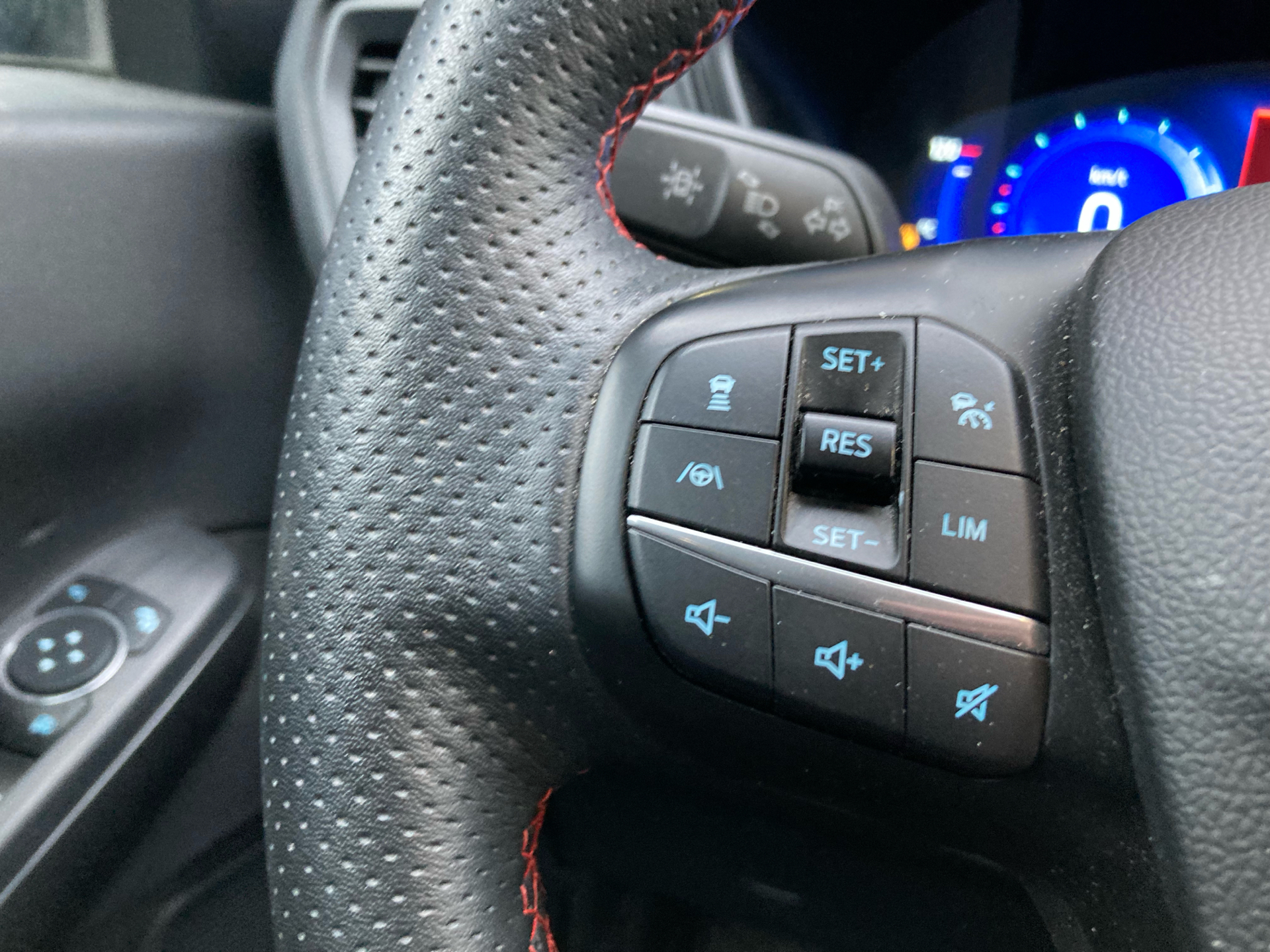 Billede af Ford Kuga 2,5 Plugin-hybrid ST-Line CVT 225HK 5d Trinl. Gear