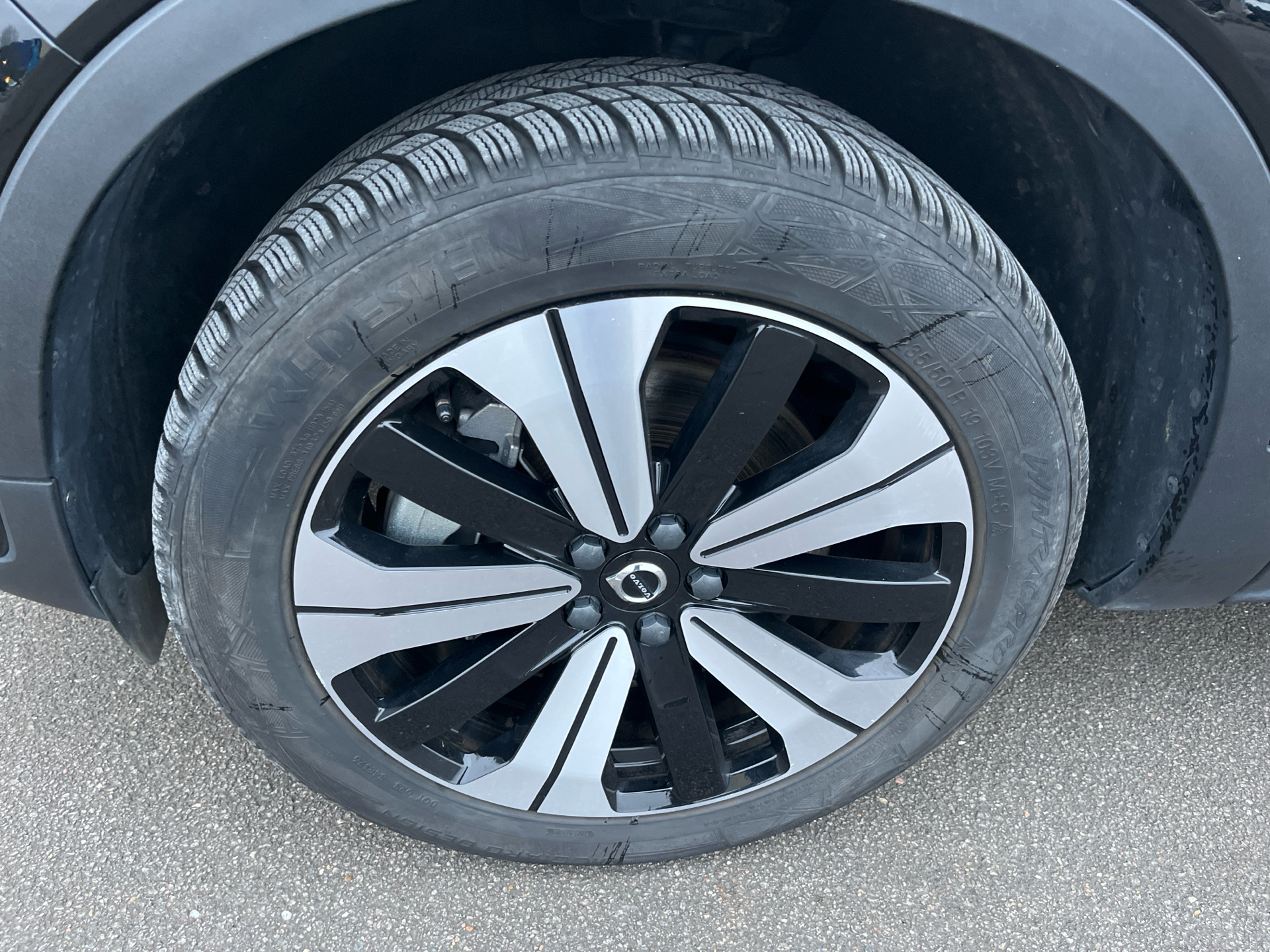 Billede af Volvo XC40 P6 Recharge Core 231HK 5d Aut.