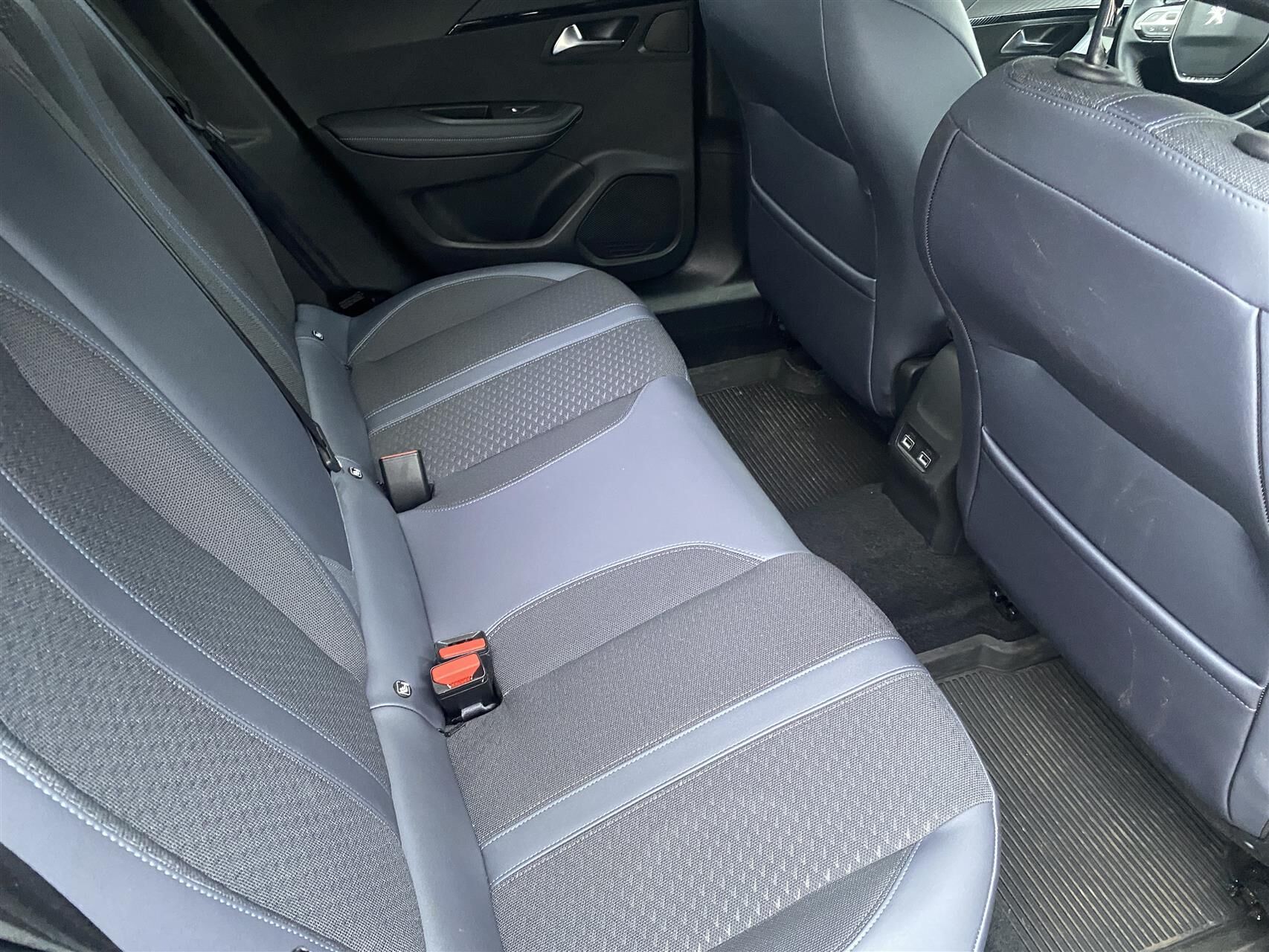 Billede af Peugeot 2008 1,2 PureTech Allure Pack 100HK 5d