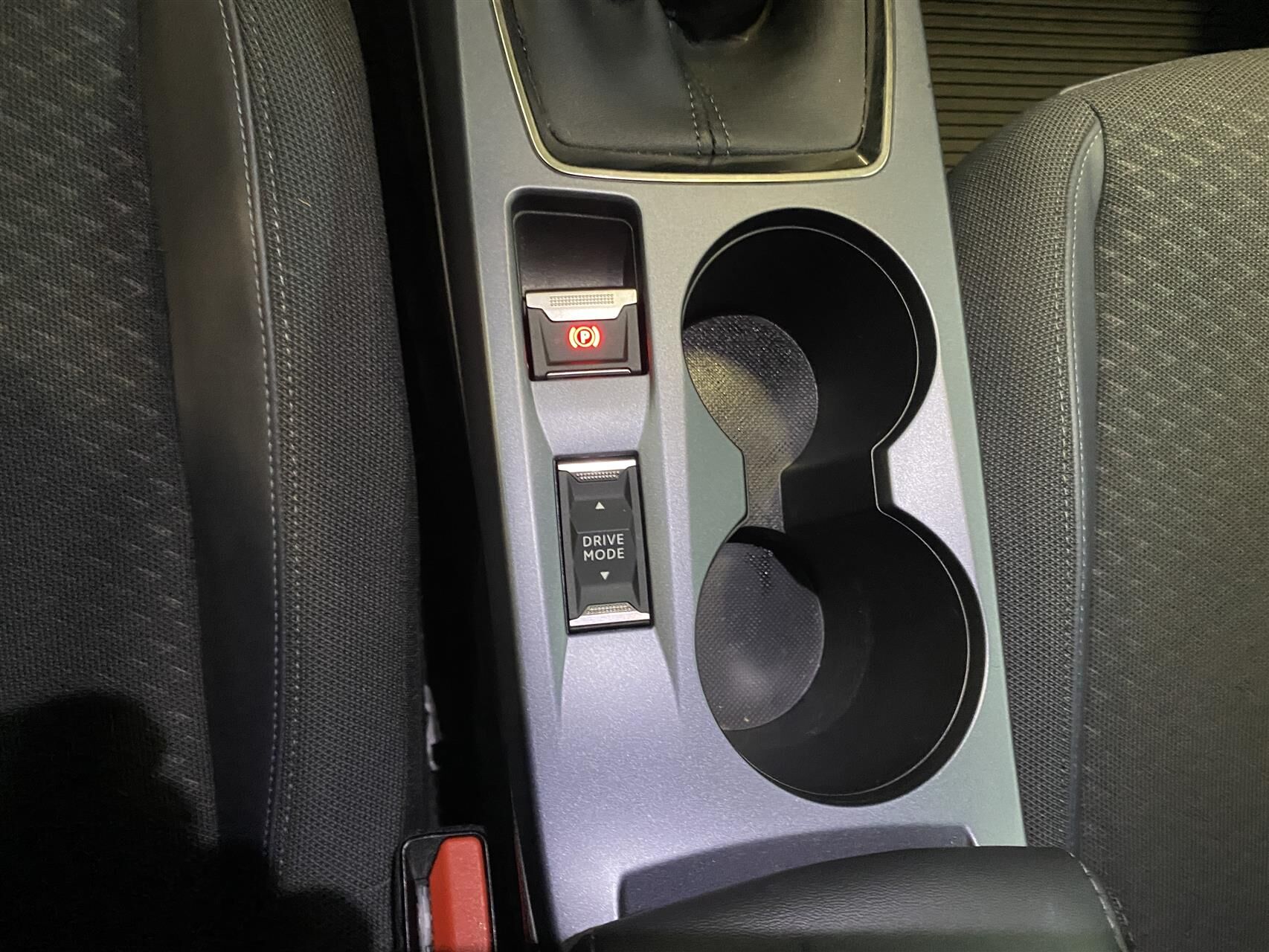 Billede af Peugeot 2008 1,2 PureTech Allure Pack 100HK 5d