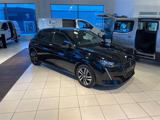 Peugeot 208 1,5 BlueHDi Allure 100HK 5d 6g