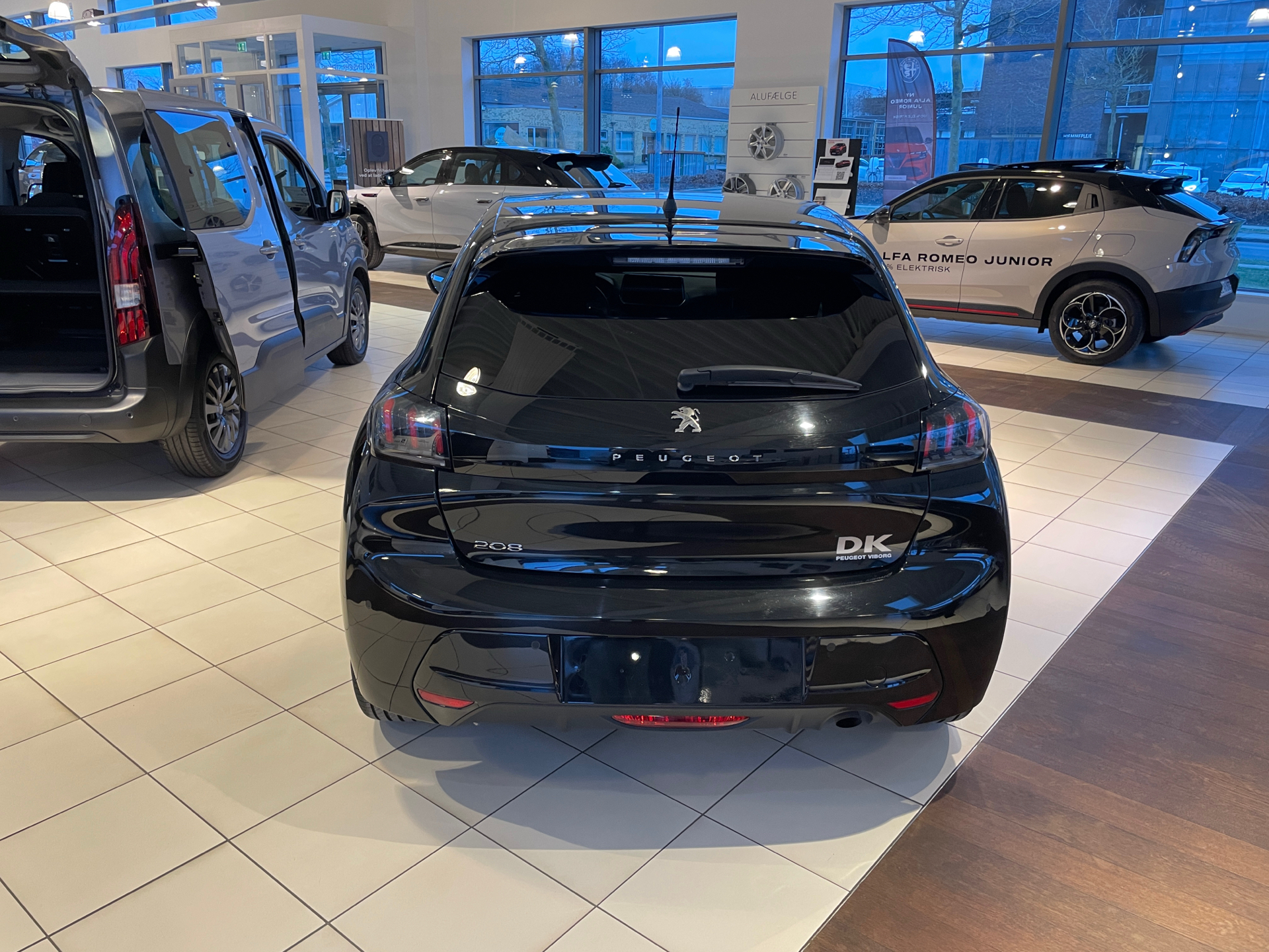 Billede af Peugeot 208 1,5 BlueHDi Allure 100HK 5d 6g