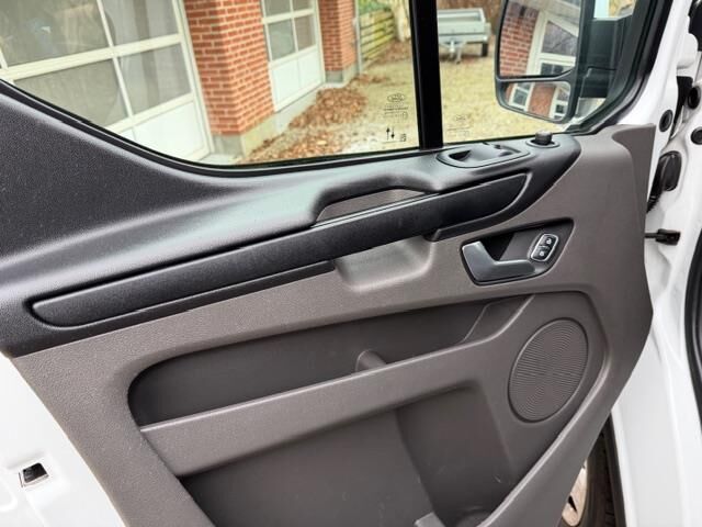 Billede af Ford Transit Custom 300 L1H1 2,0 TDCi Trend 130HK Van 8g Aut.
