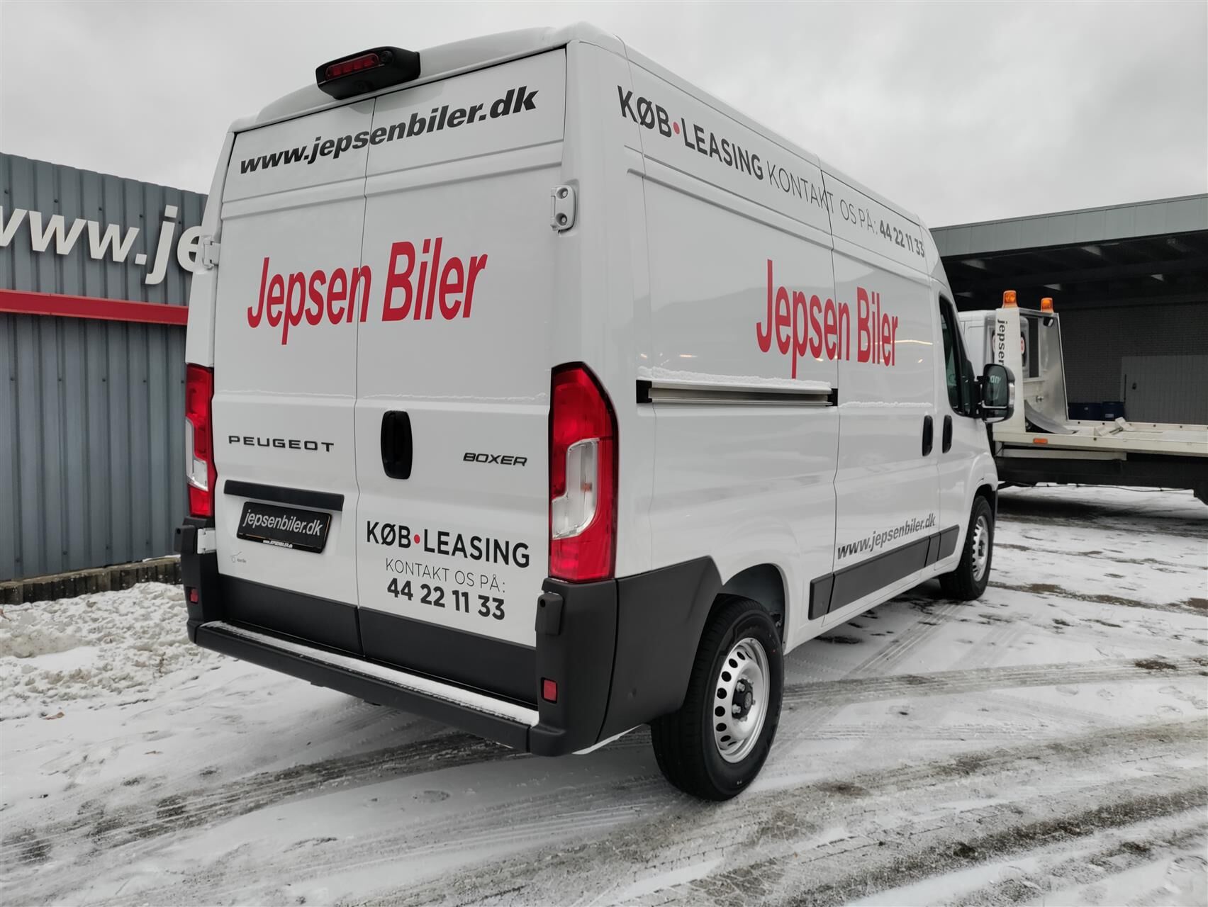 Billede af Peugeot Boxer 435 L2H2 2,2 BlueHDi Premium EAT8 180HK Van 8g Aut.