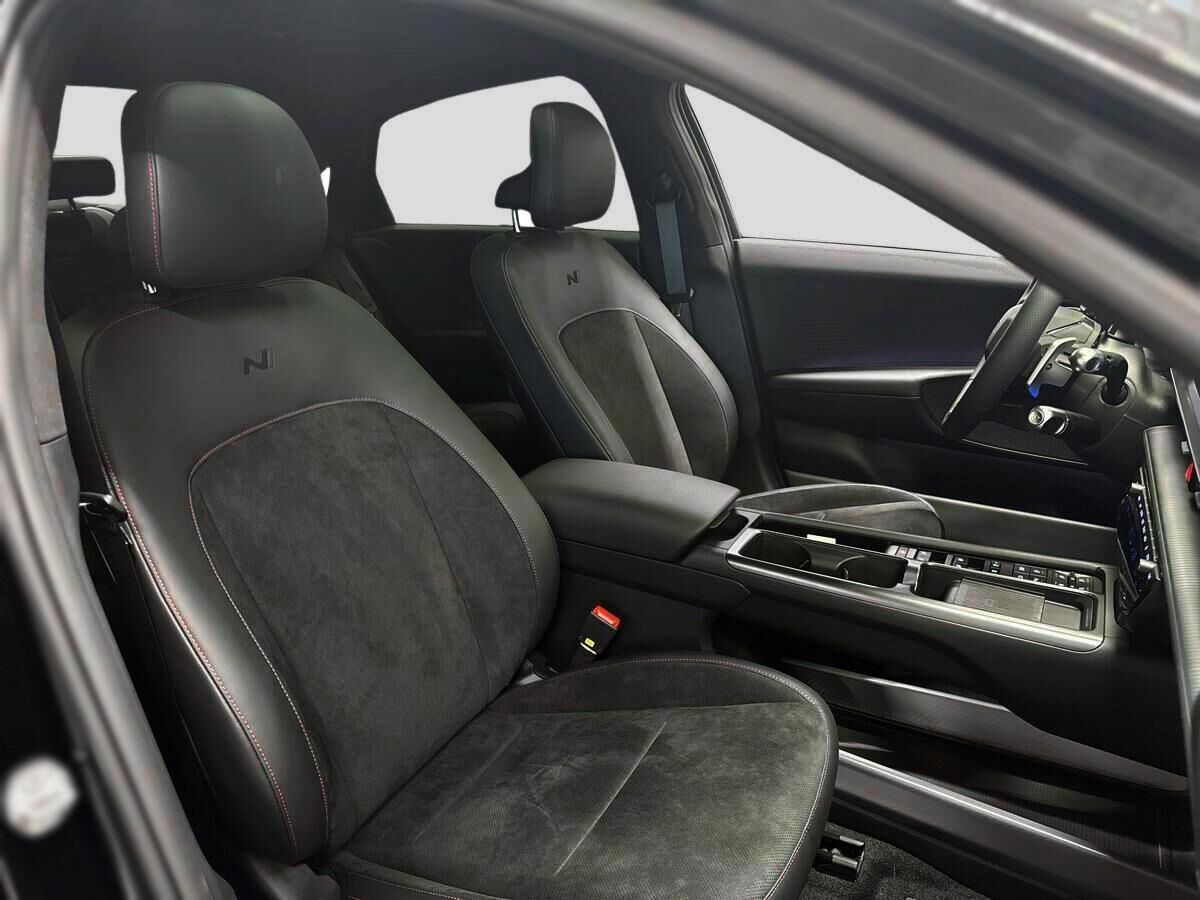 Billede af Hyundai Ioniq 6 Electric 84 kWh N-line+ 4WD 325HK Aut.