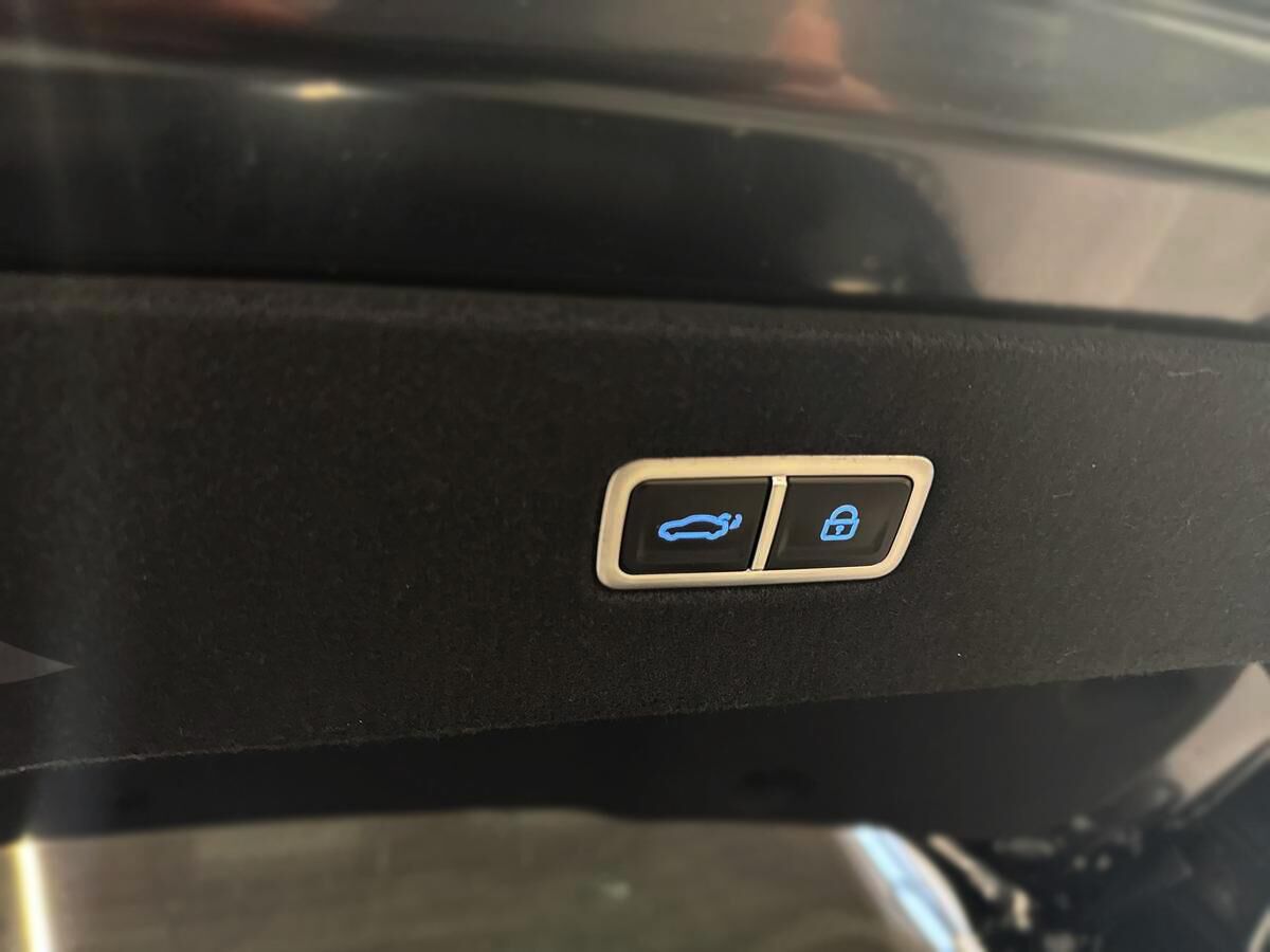 Billede af Hyundai Ioniq 6 Electric 84 kWh N-line+ 4WD 325HK Aut.