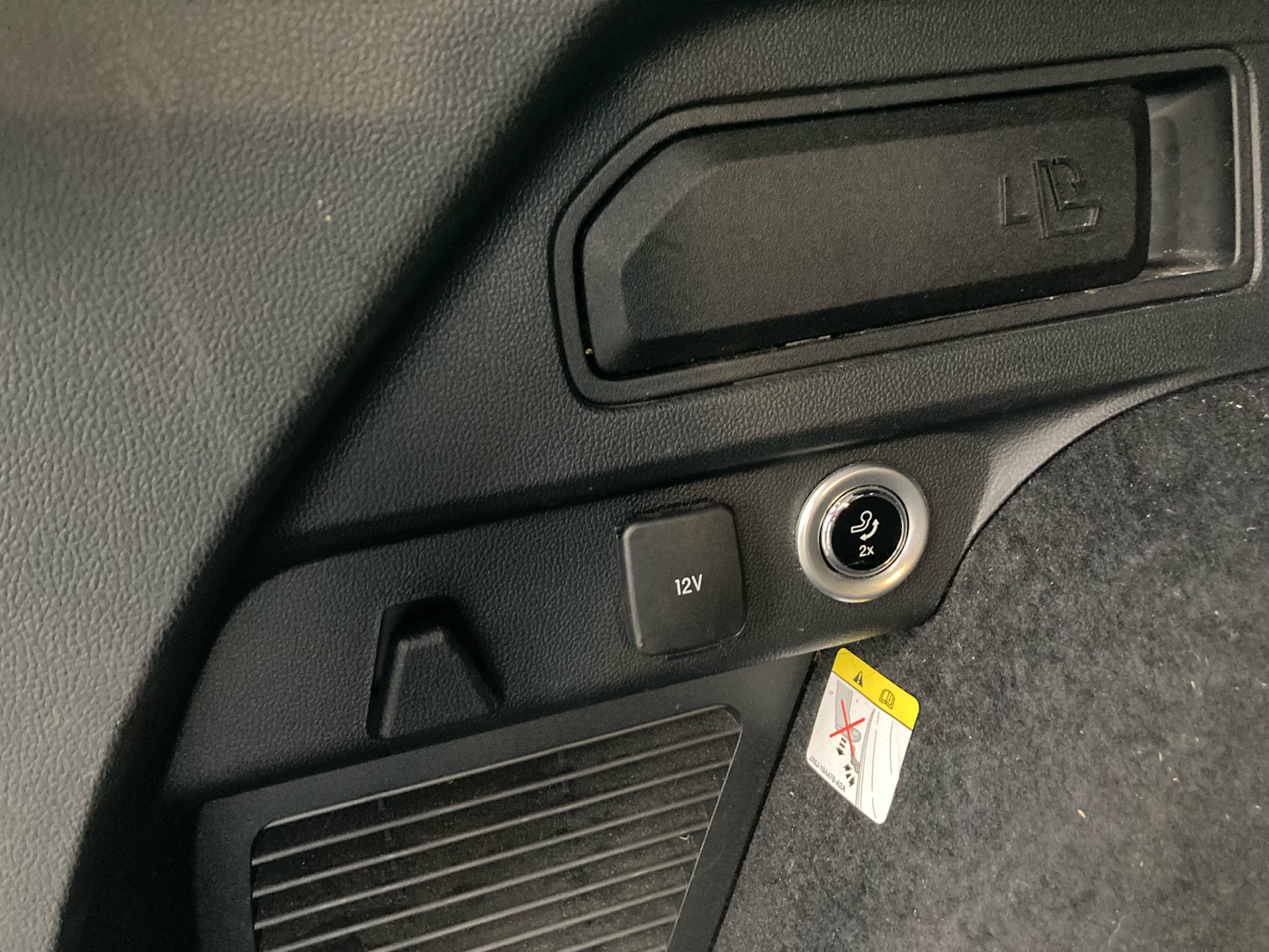 Billede af Ford Kuga 2,5 Plugin-hybrid ST-Line CVT 225HK 5d Trinl. Gear