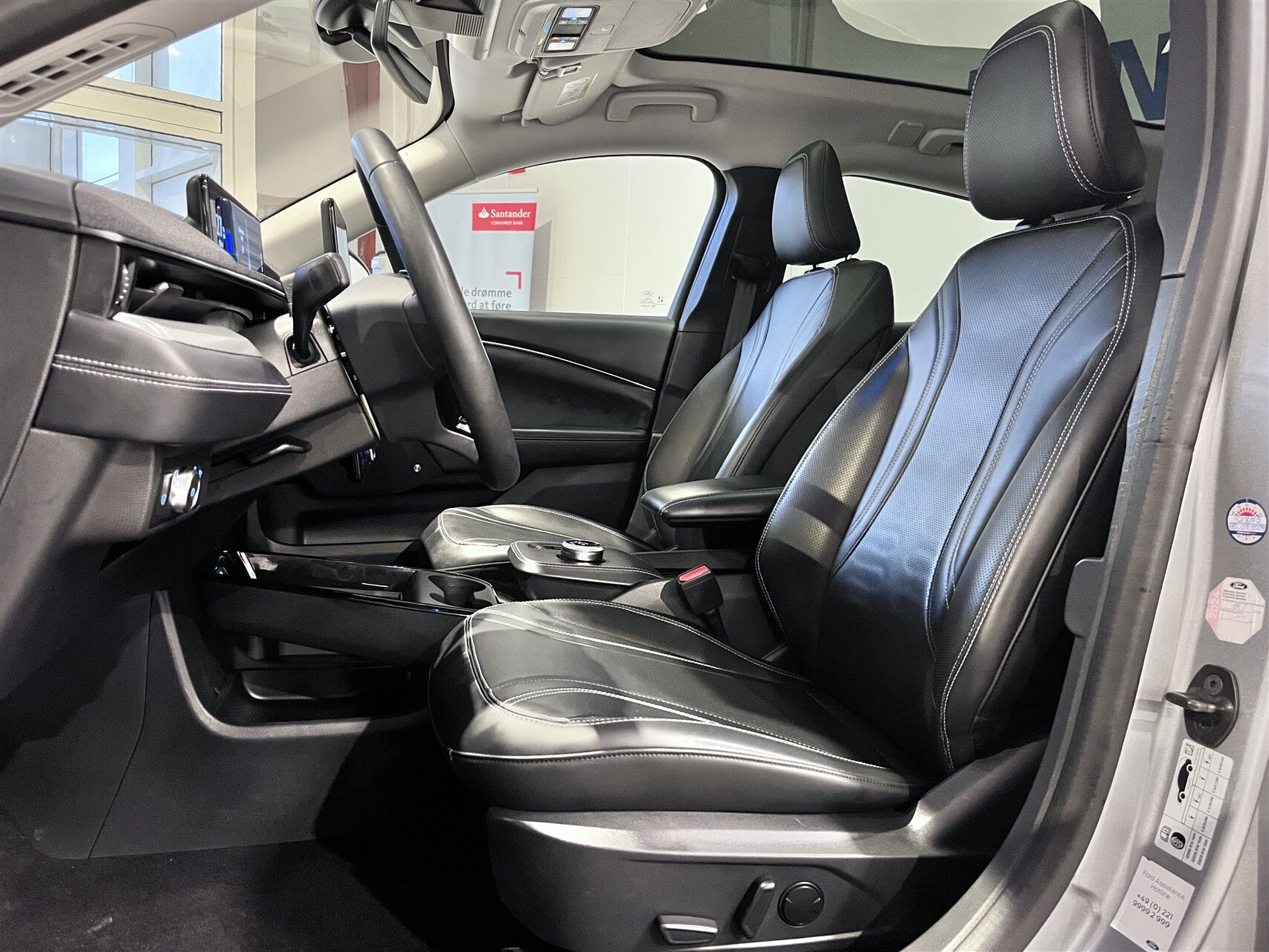 Billede af Ford Mustang Mach-E EL UR Premium 294HK 5d Aut.