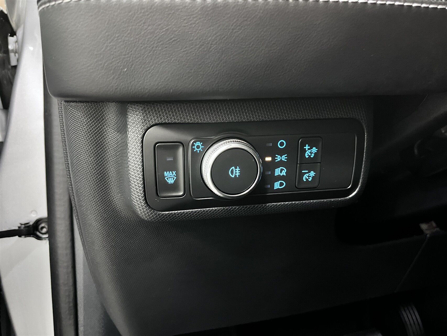 Billede af Ford Mustang Mach-E EL UR Premium 294HK 5d Aut.