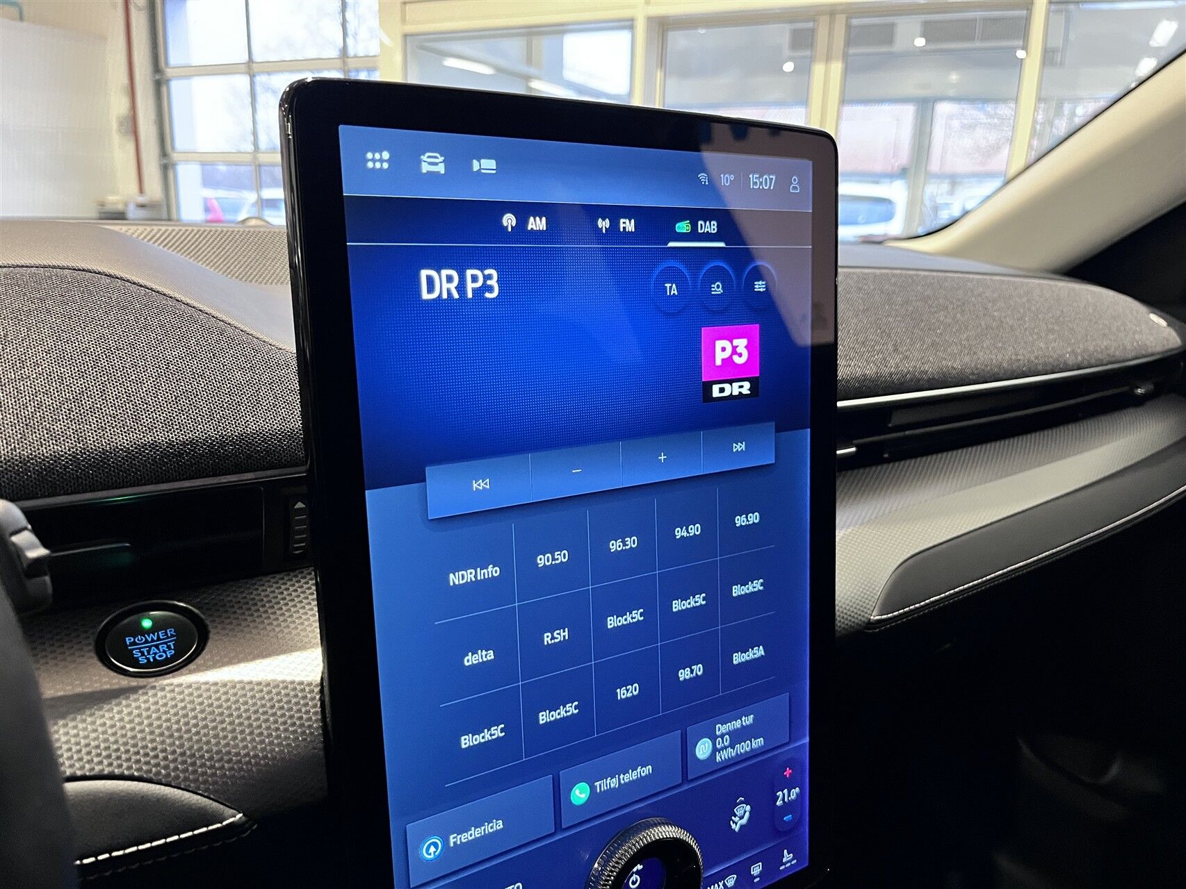 Billede af Ford Mustang Mach-E EL UR Premium 294HK 5d Aut.