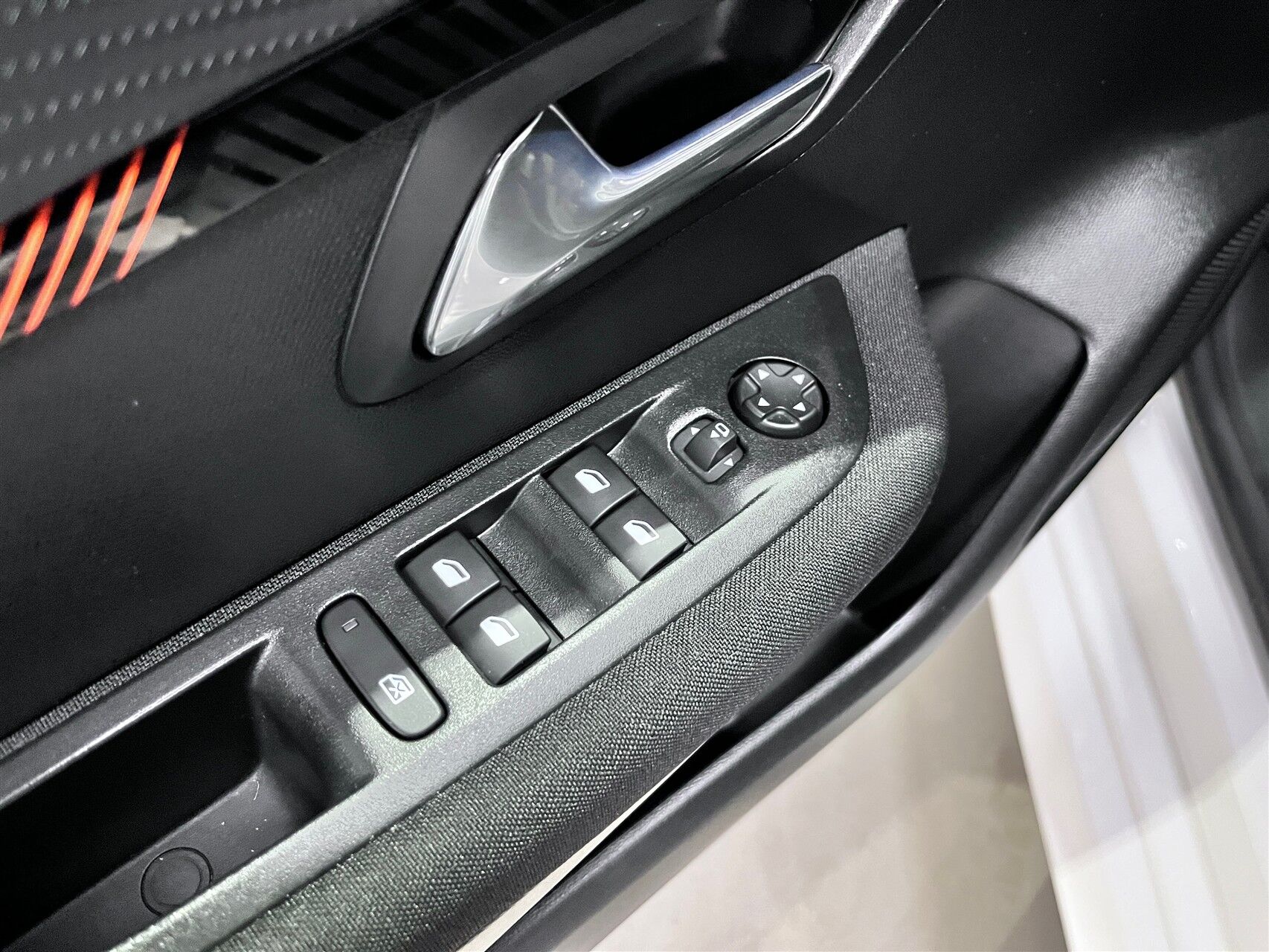 Billede af Peugeot e-208 EL Active 136HK 5d Aut.