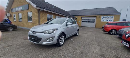 Hyundai i20 1,2 Classic XTR 85HK 5d